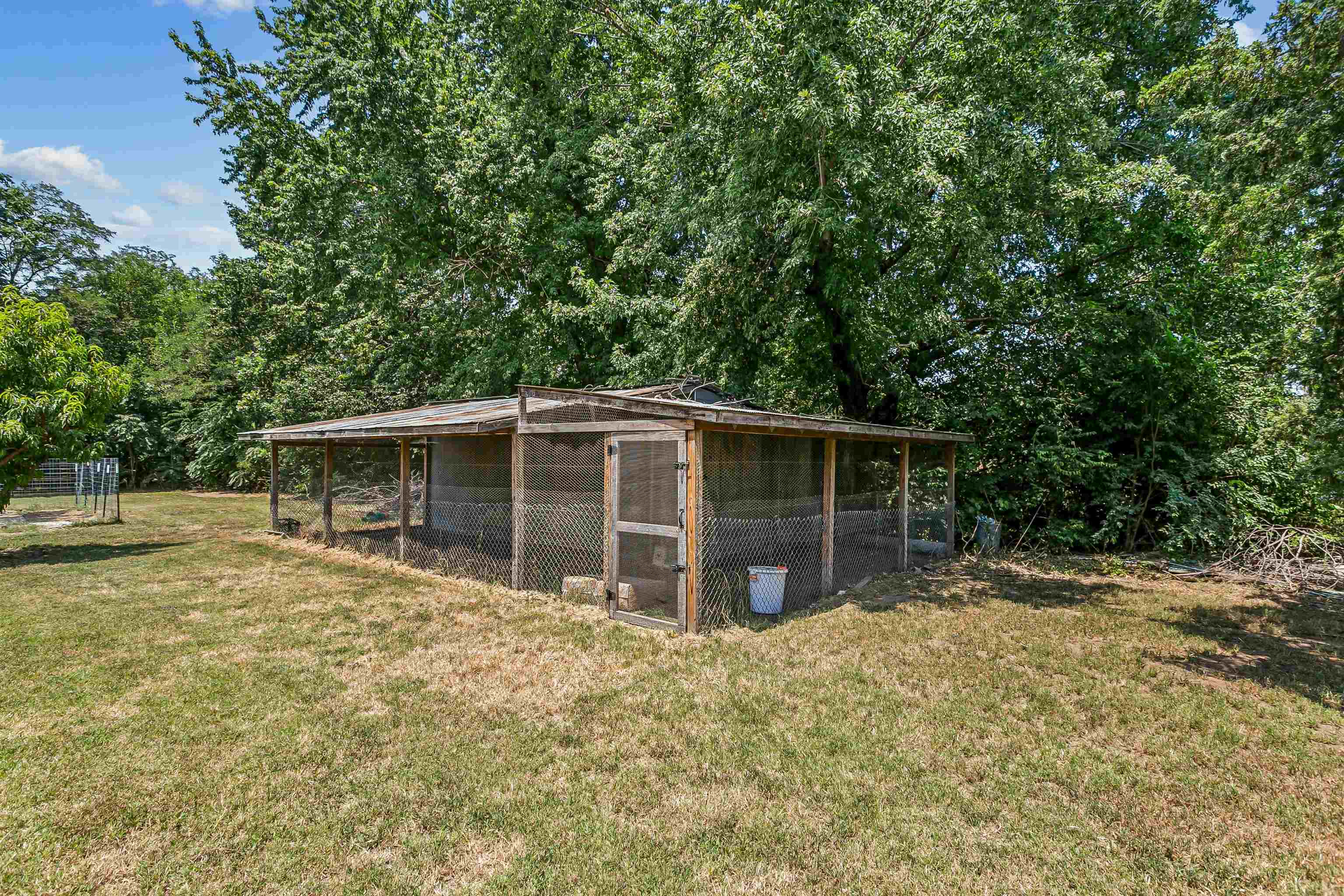 7433 S Pattie St Property Photo 23