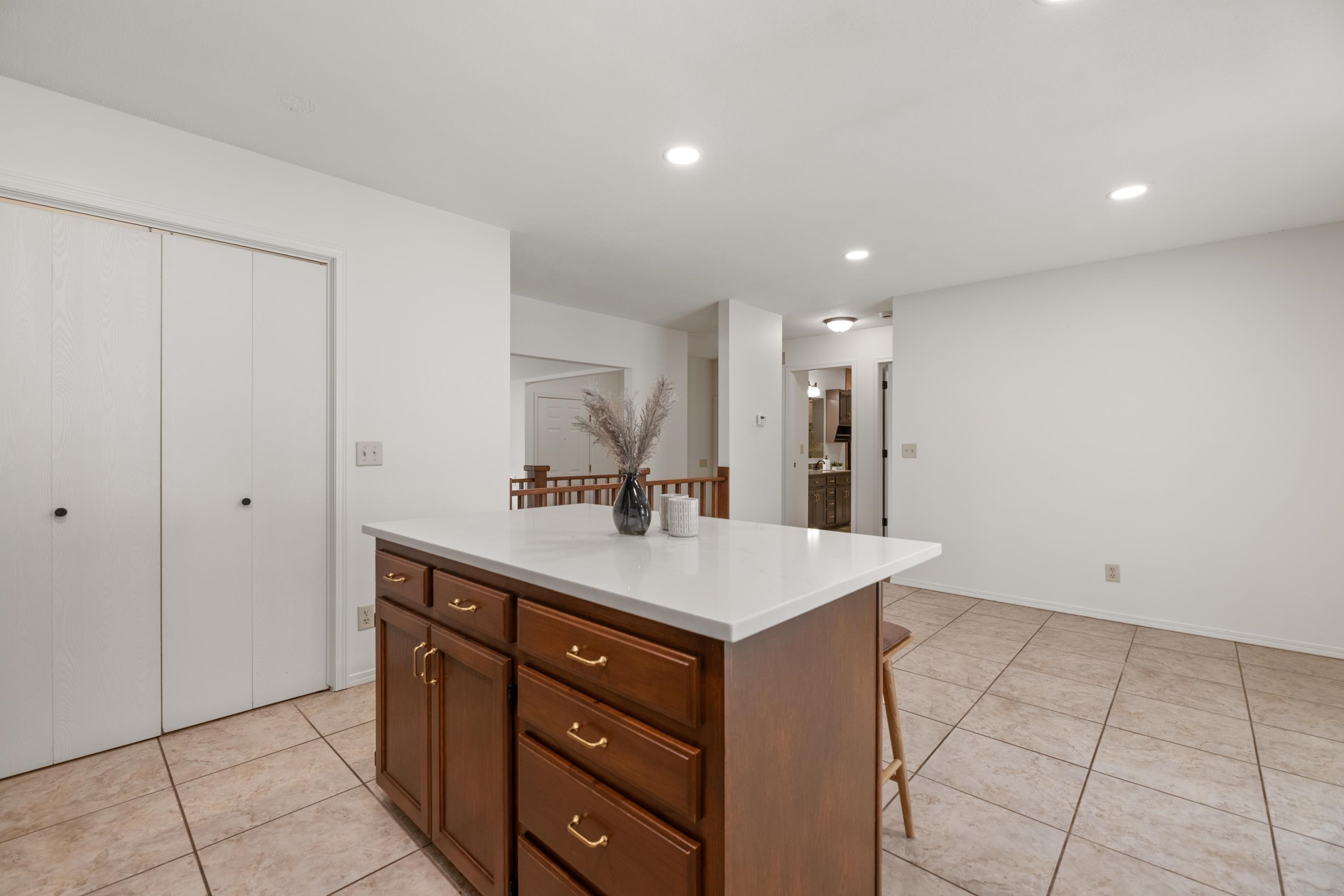 11810 W Pine St Property Photo 18