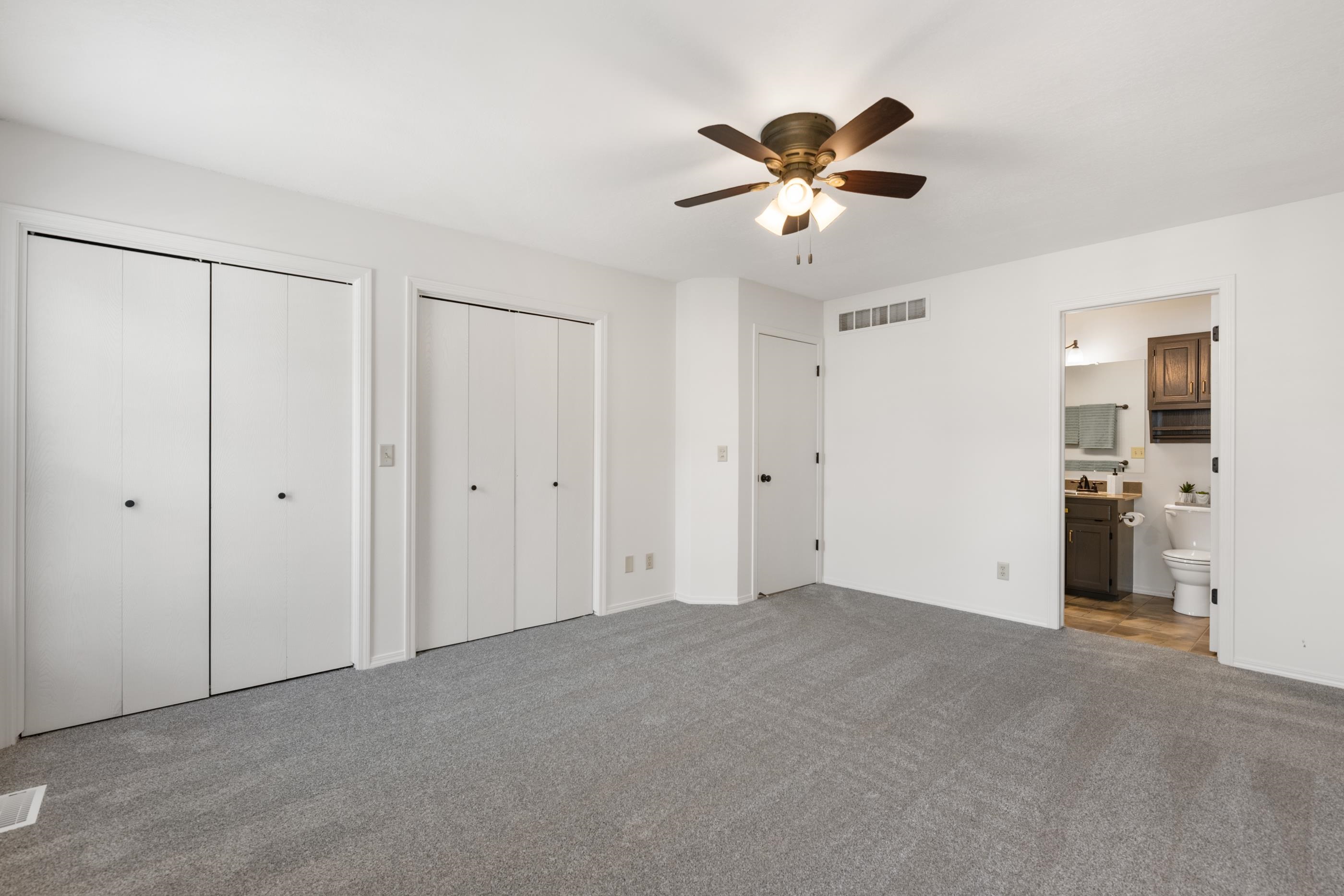 11810 W Pine St Property Photo 22