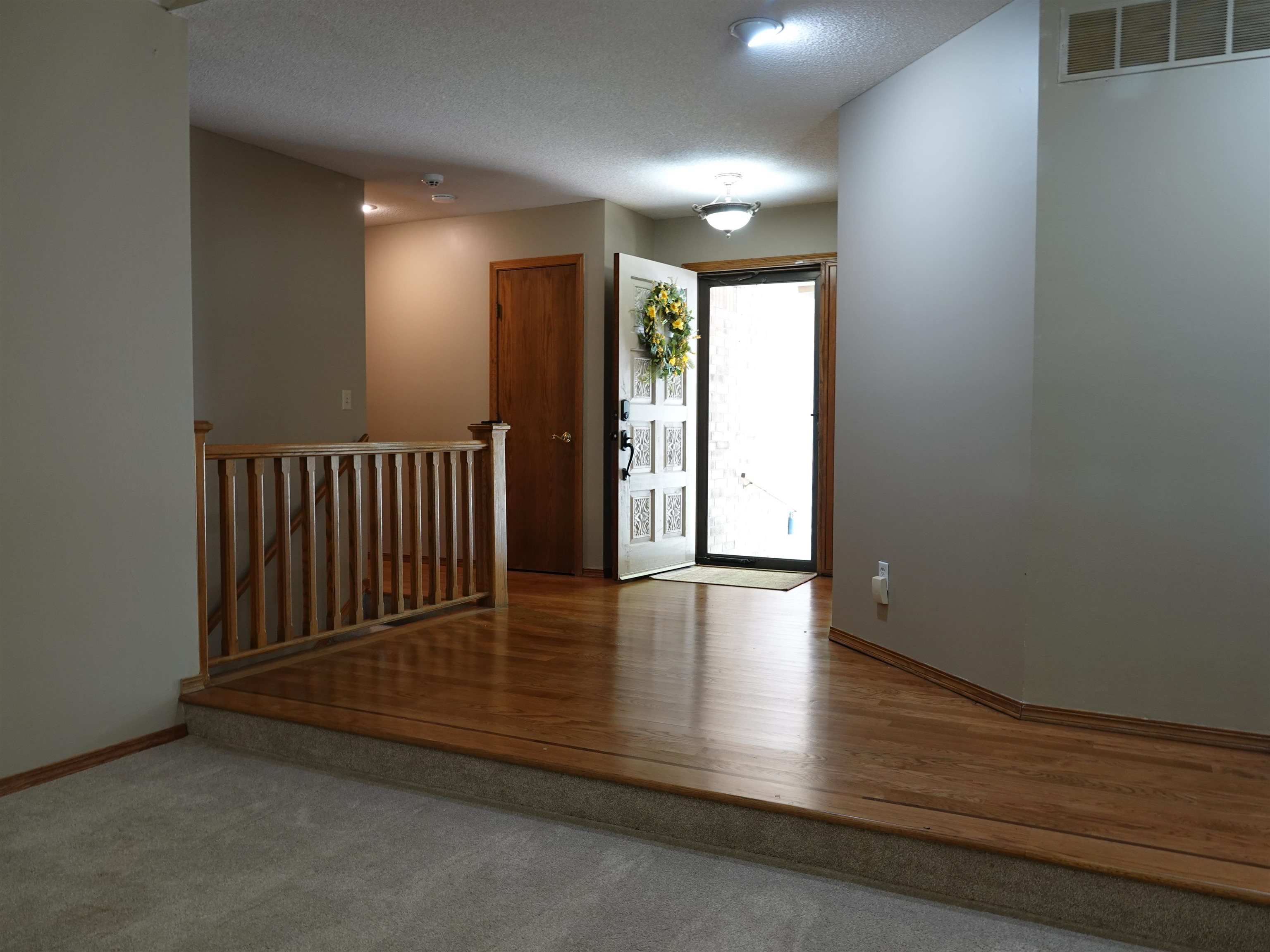 1326 N Shefford Property Photo 4
