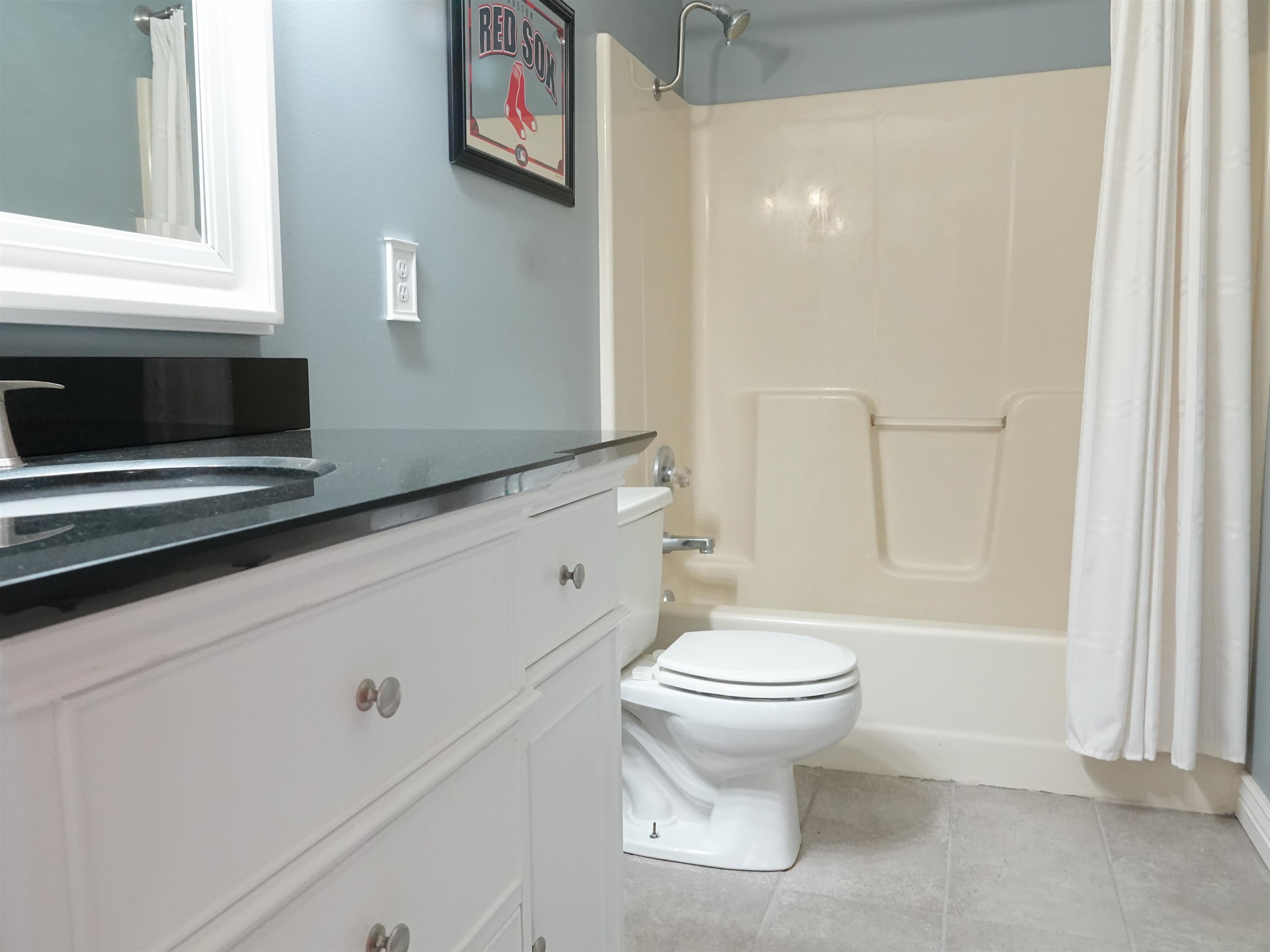 1326 N Shefford Property Photo 21