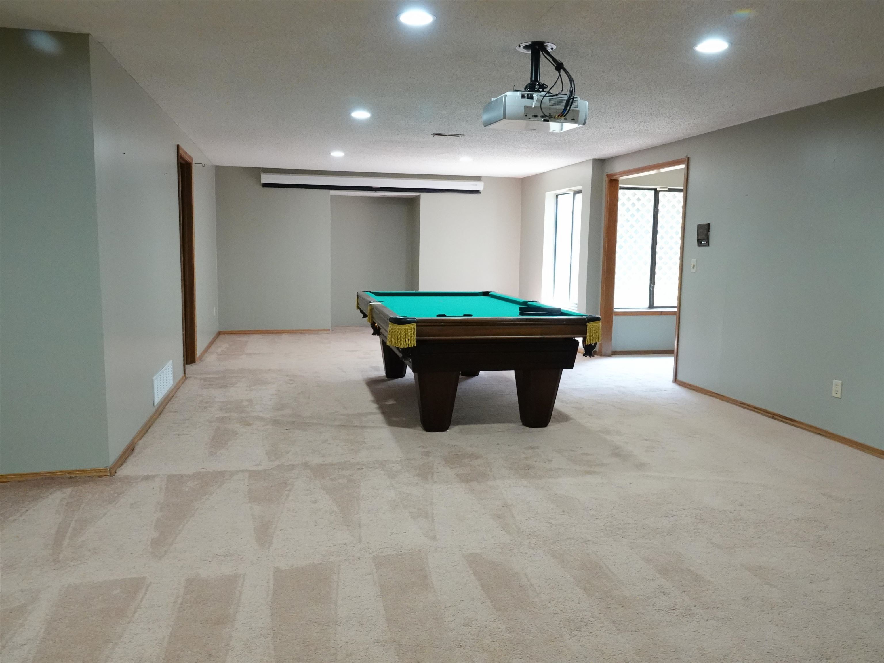 1326 N Shefford Property Photo 22