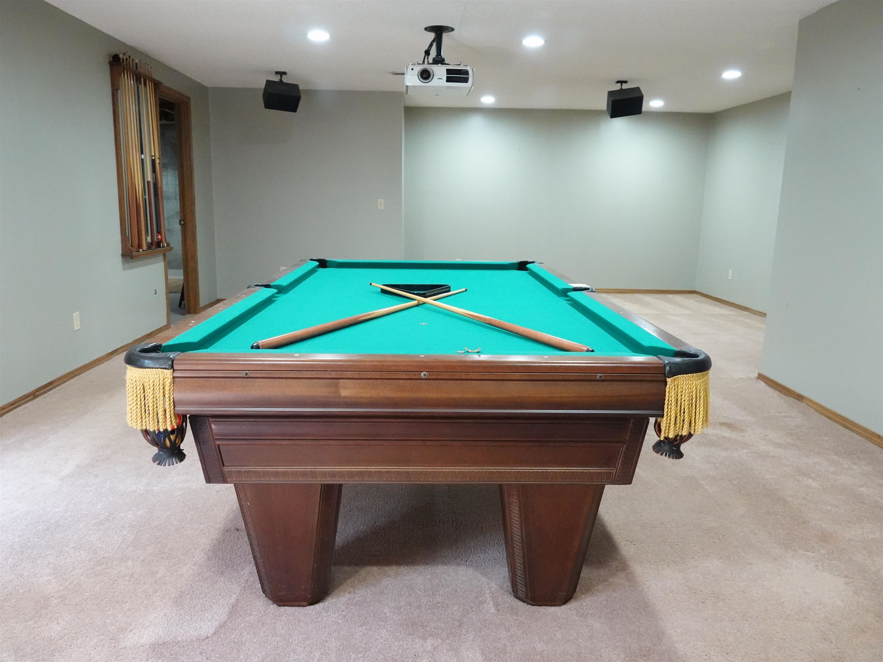 1326 N Shefford Property Photo 23