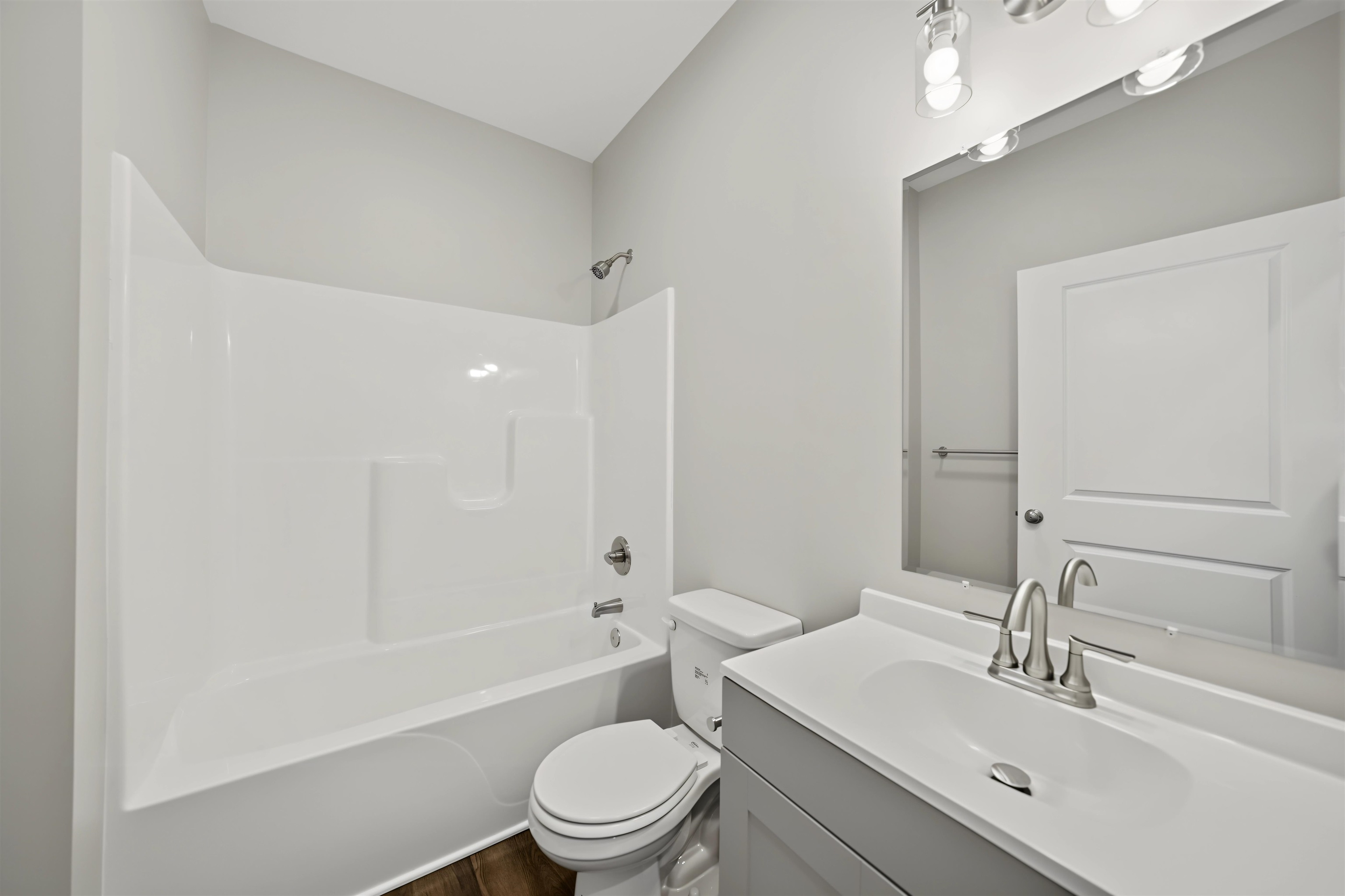 2711 Amelia Lane Property Photo 23