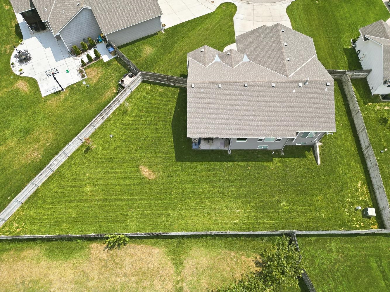 11326 W Wilkinson Ct. Property Photo 32