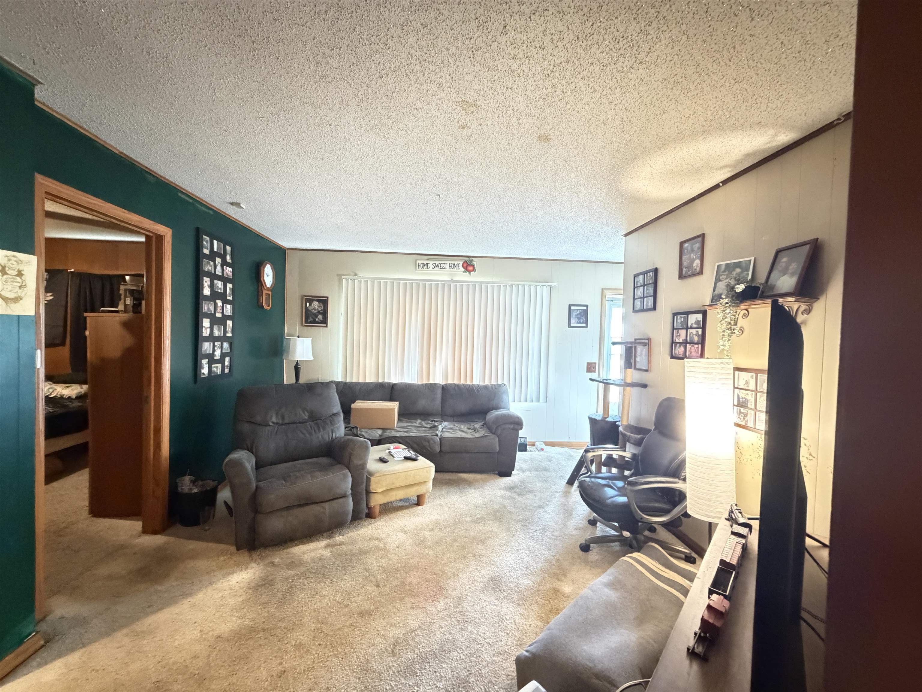 2228 W Caroline Ave Property Photo 8
