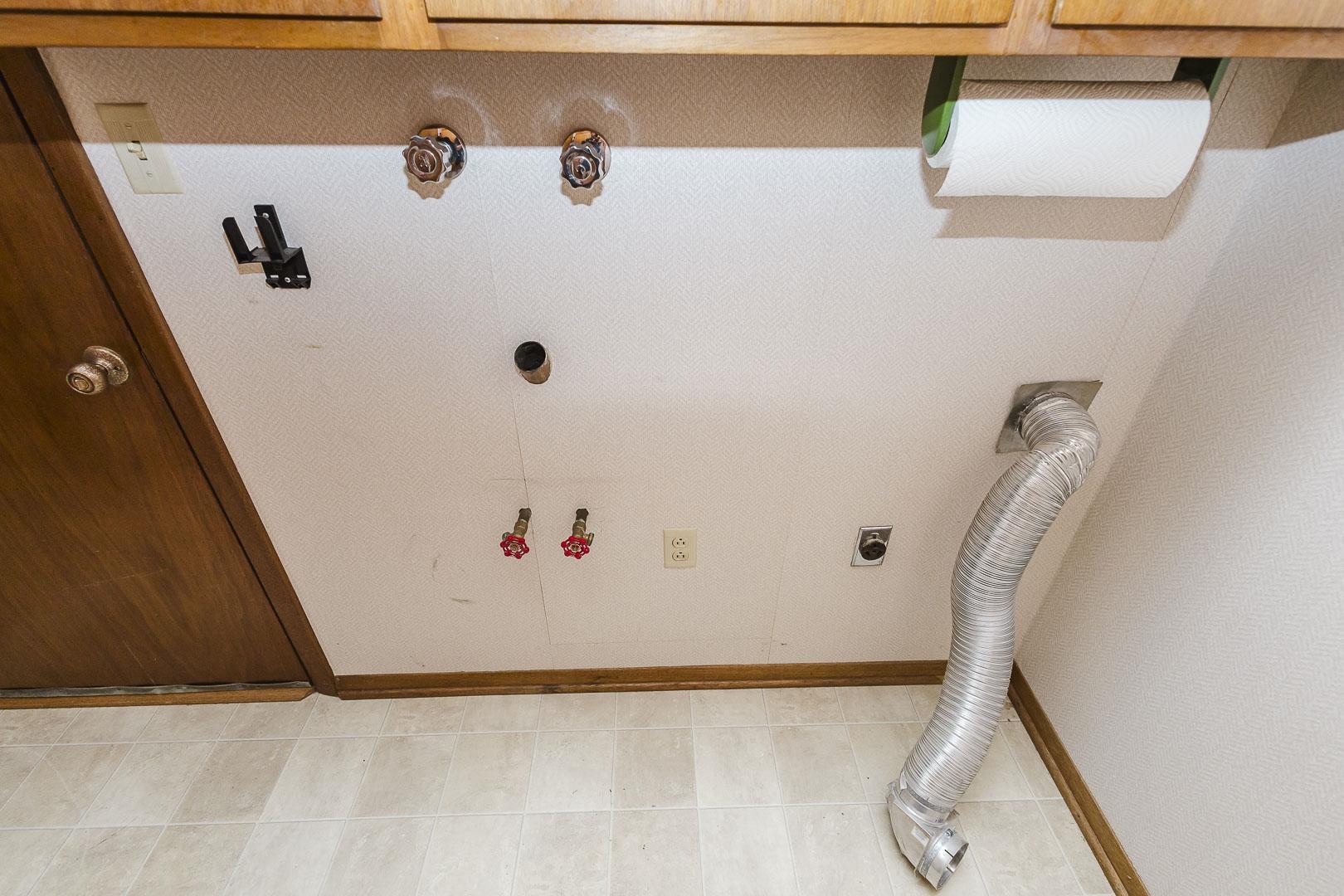 451 N Armour Property Photo 17