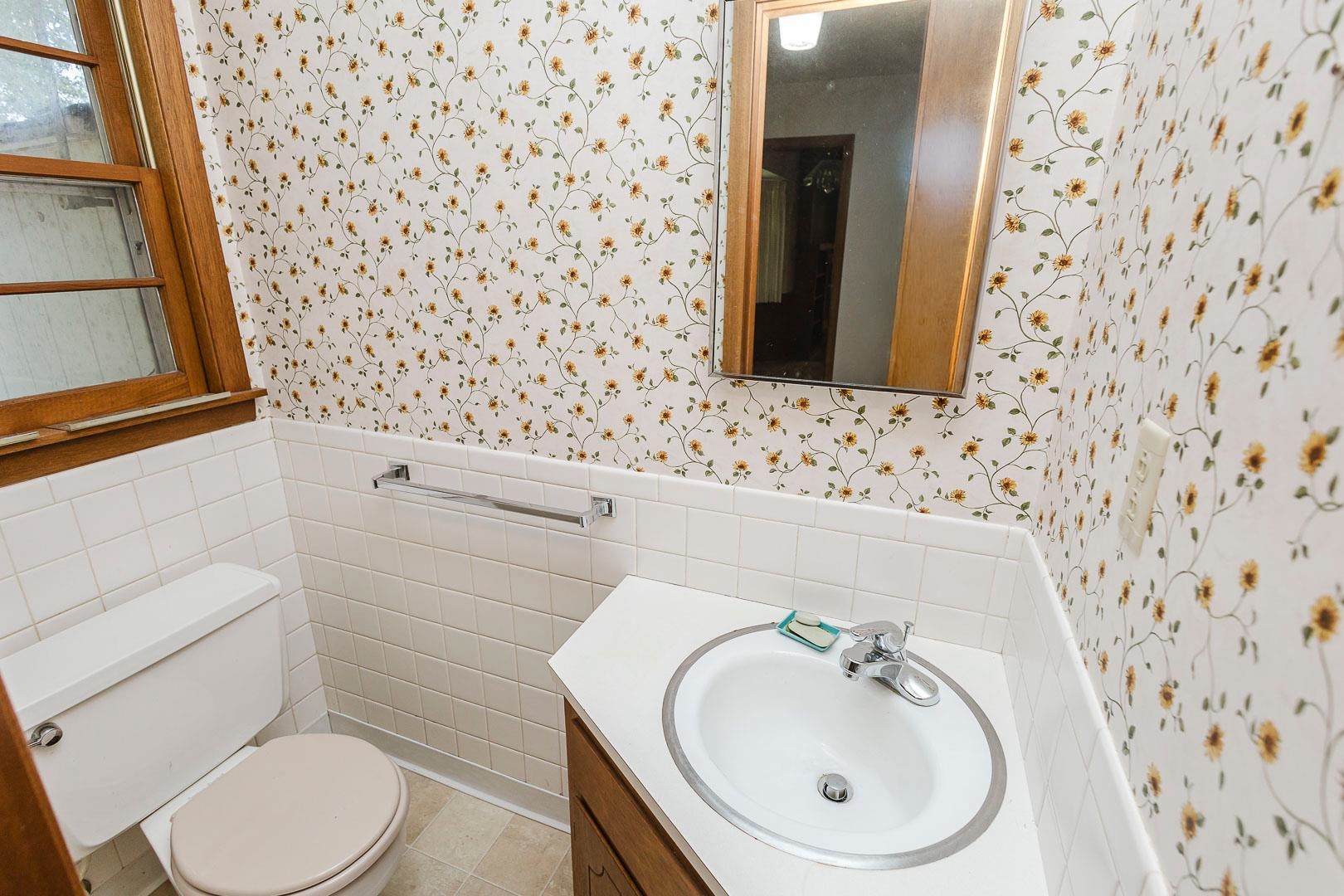 451 N Armour Property Photo 18