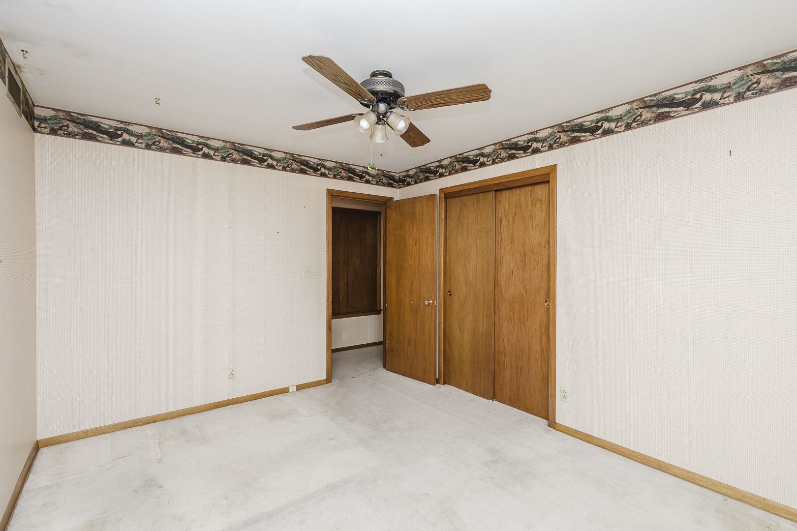 451 N Armour Property Photo 23