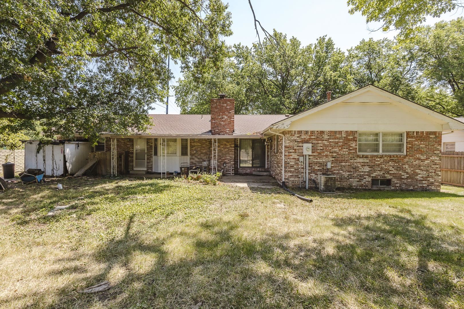 451 N Armour Property Photo 34