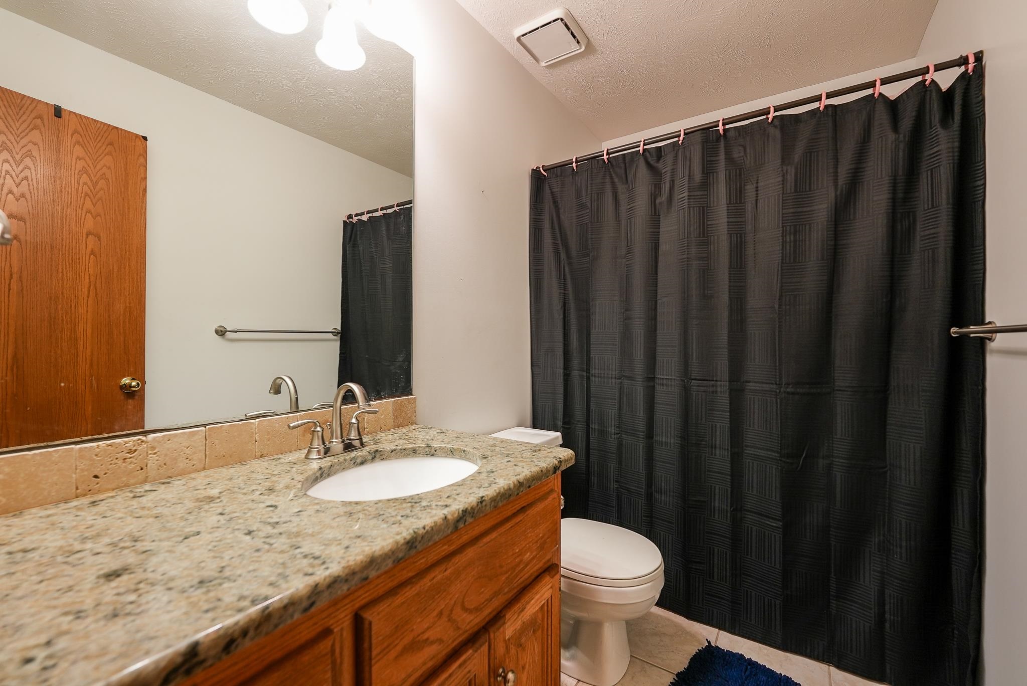 2325 N Gentry Lane Property Photo 28