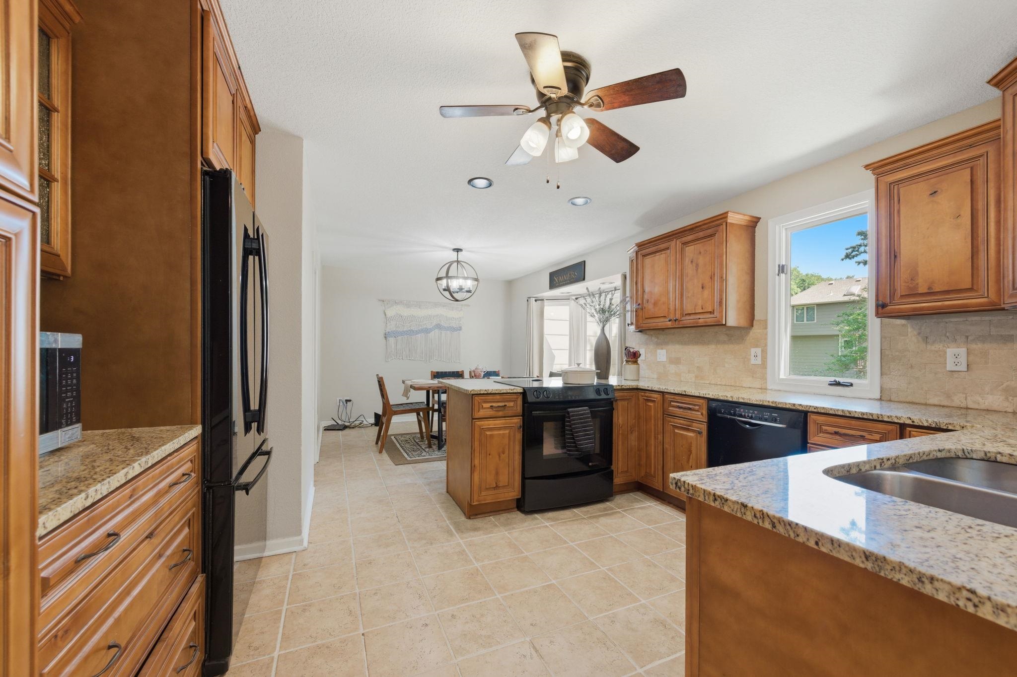 500 Sharon Court Property Photo 14