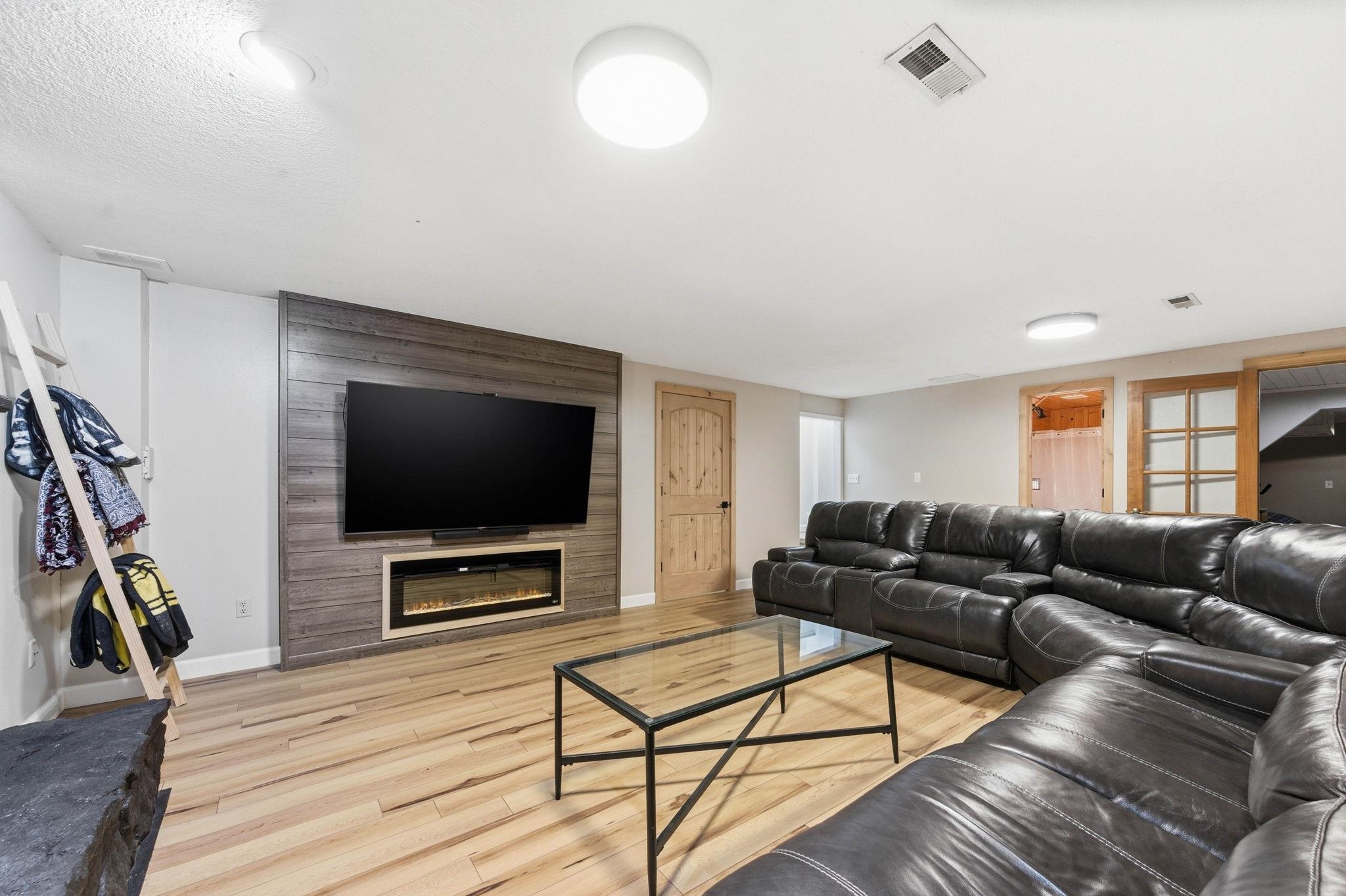 500 Sharon Court Property Photo 27