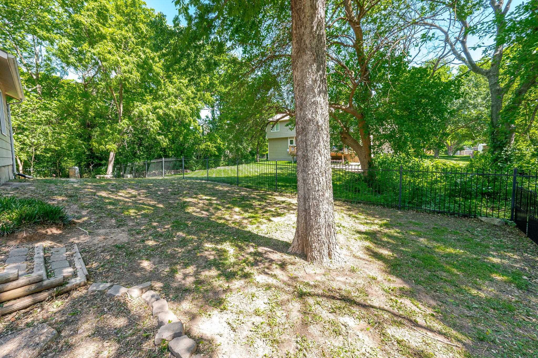 500 Sharon Court Property Photo 35