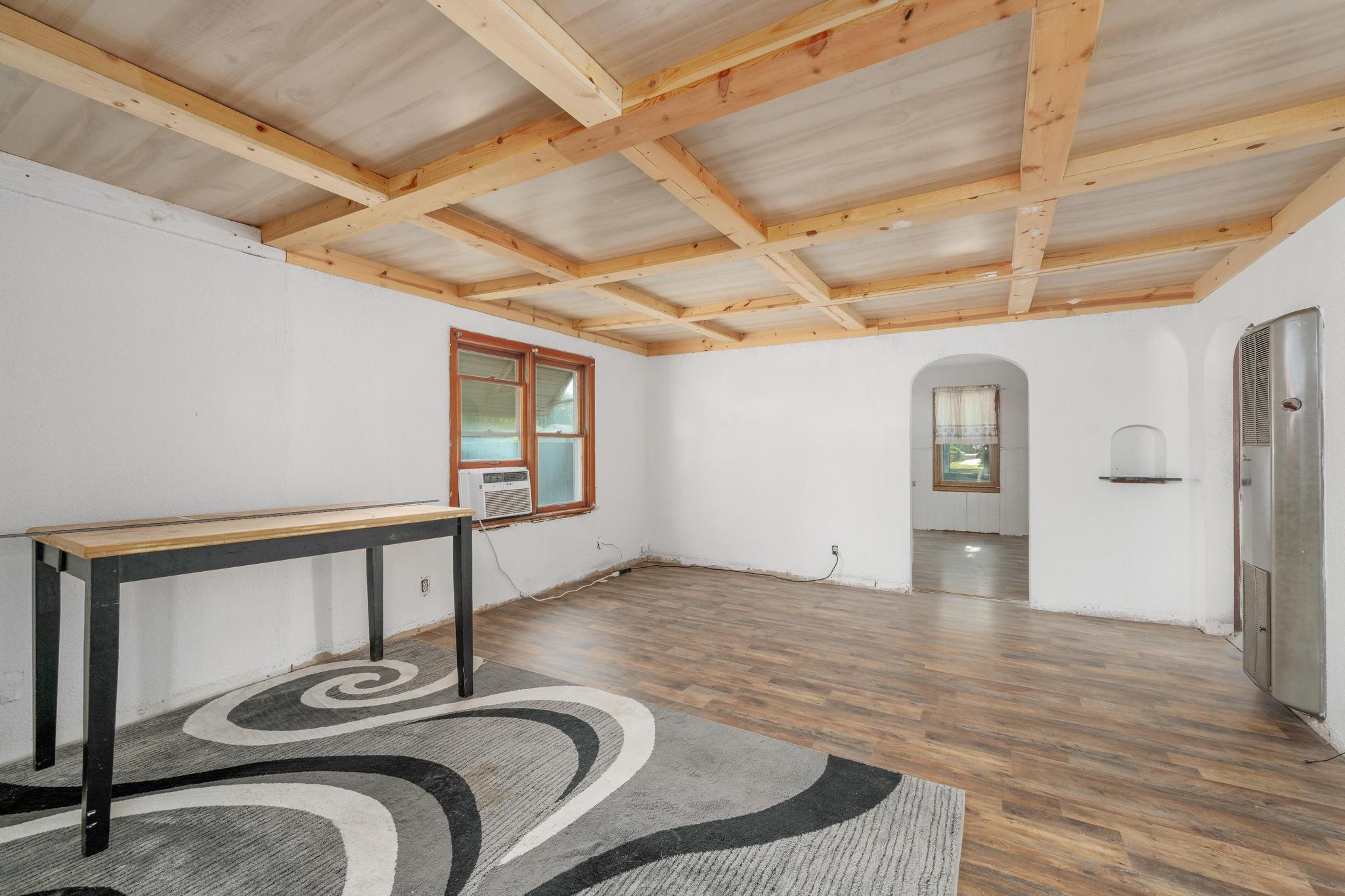 1501 N C St Property Photo 4