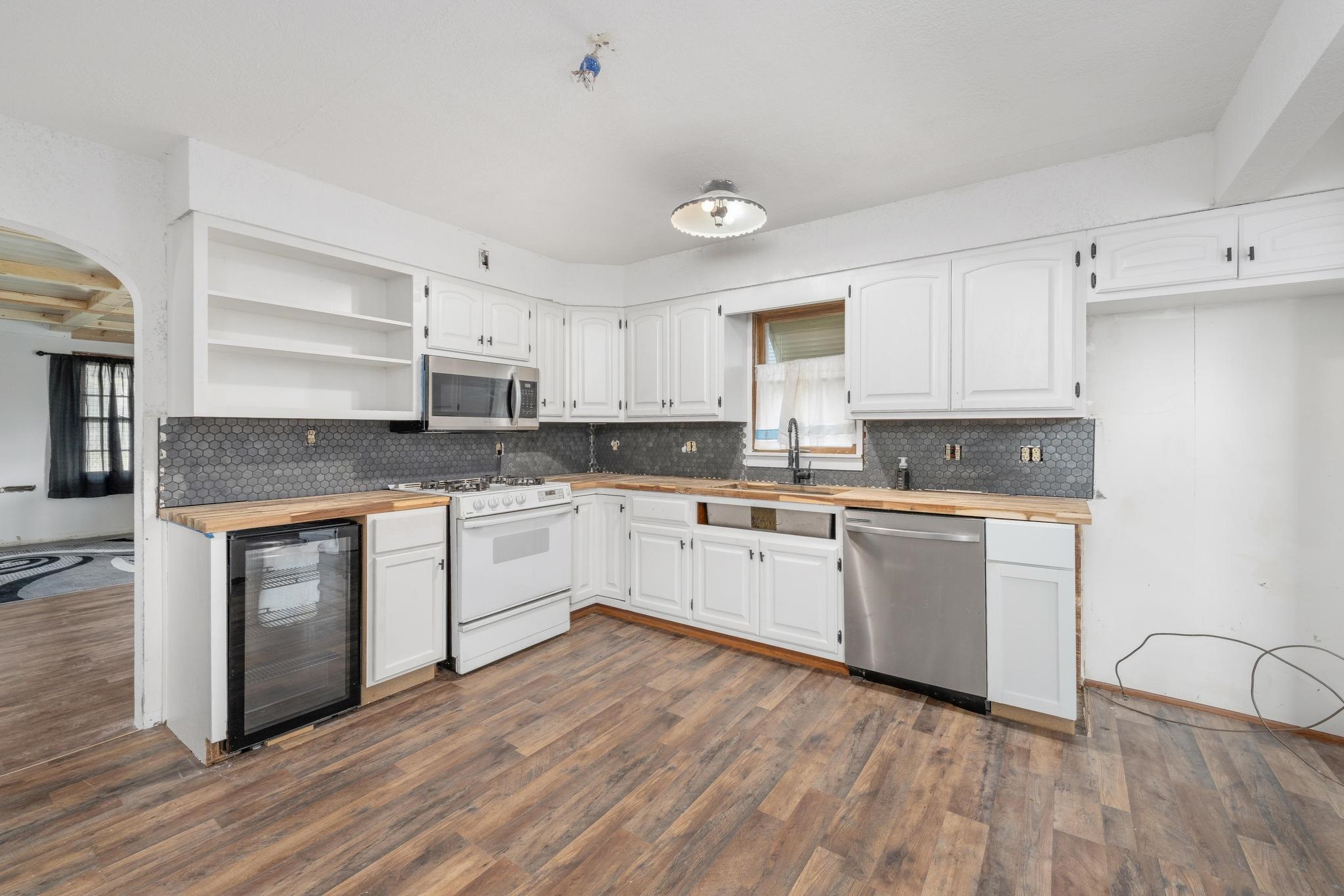 1501 N C St Property Photo 9