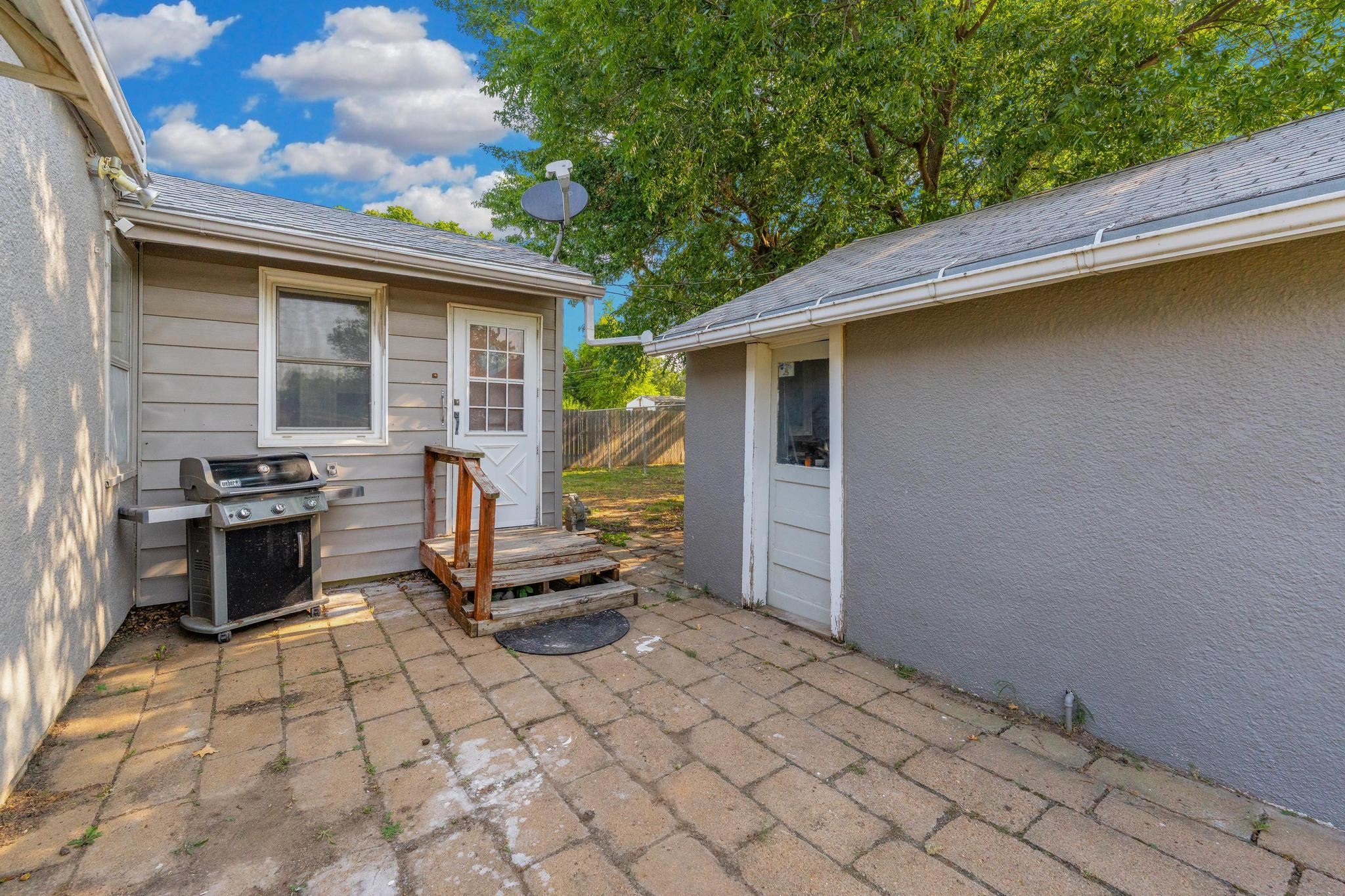 1501 N C St Property Photo 28