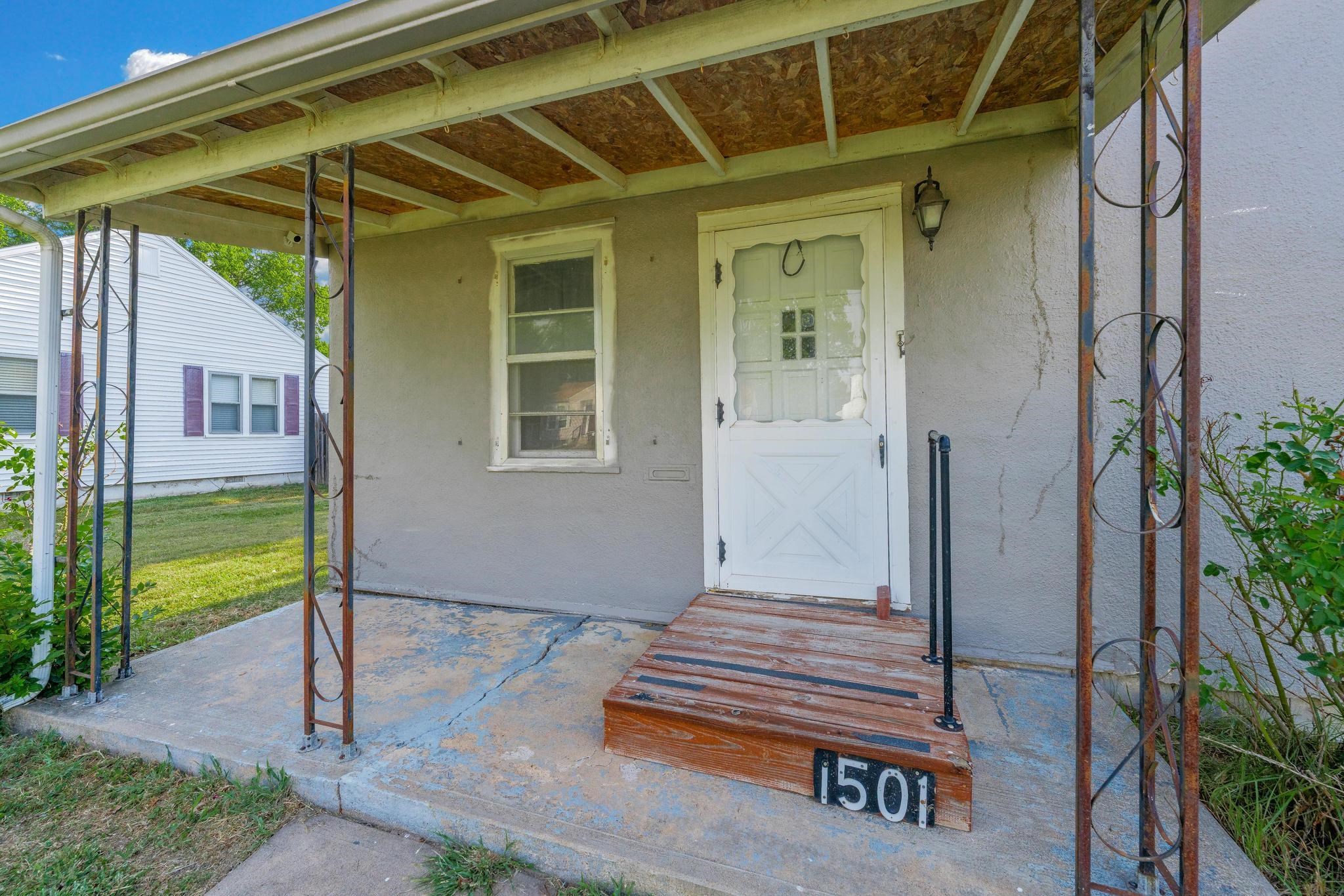 1501 N C St Property Photo 36