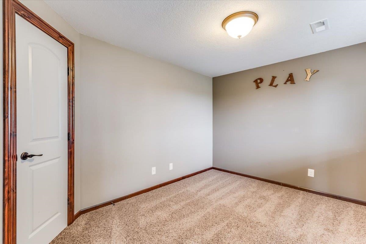 2200 Chestnut Property Photo 26