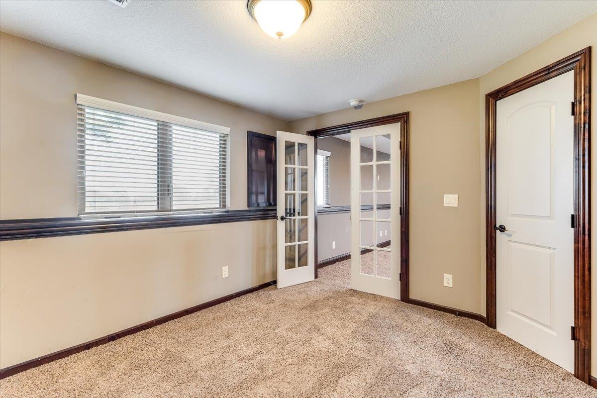 2200 Chestnut Property Photo 27