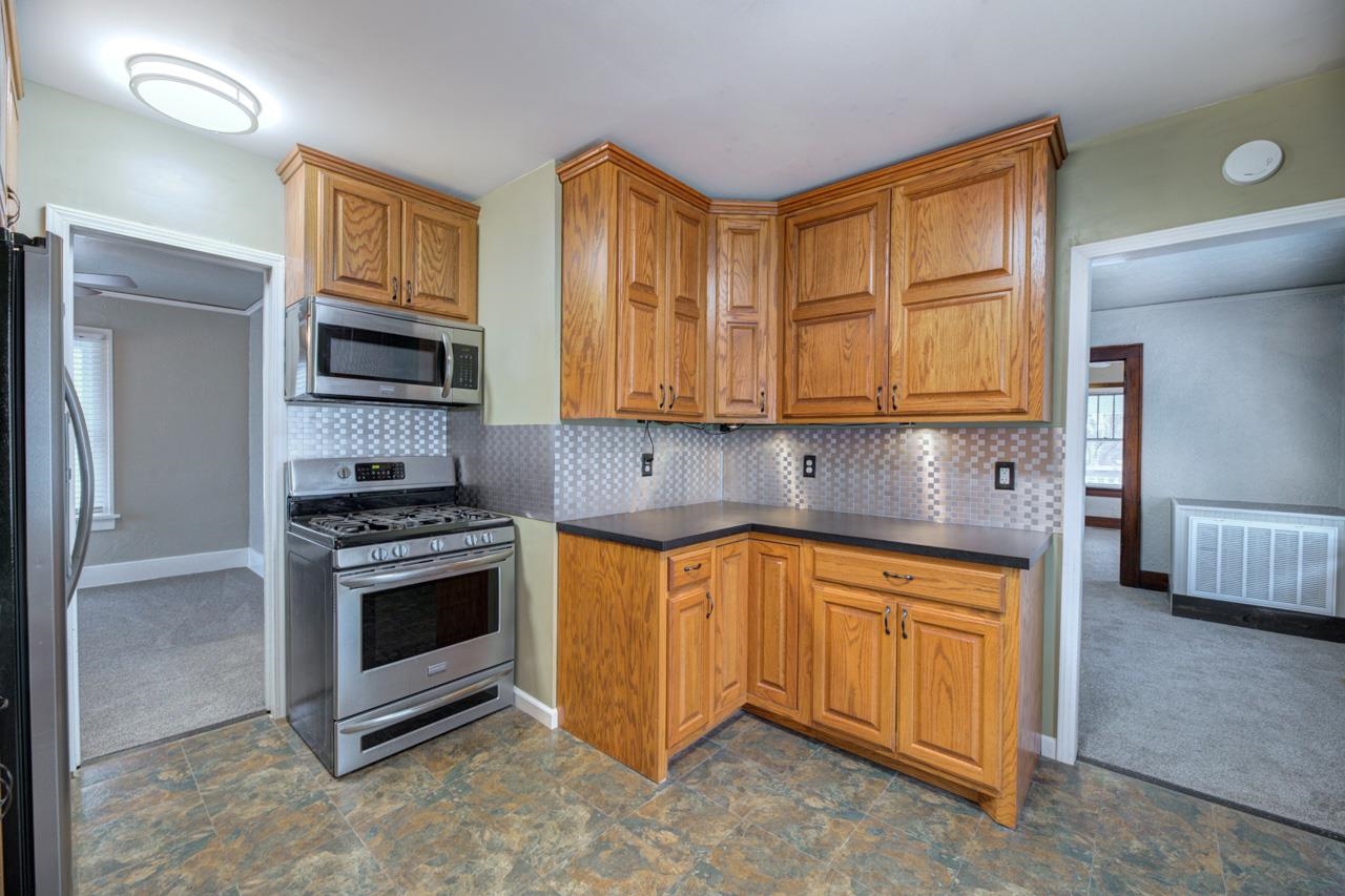 411 W Chestnut Ave. Property Photo 11