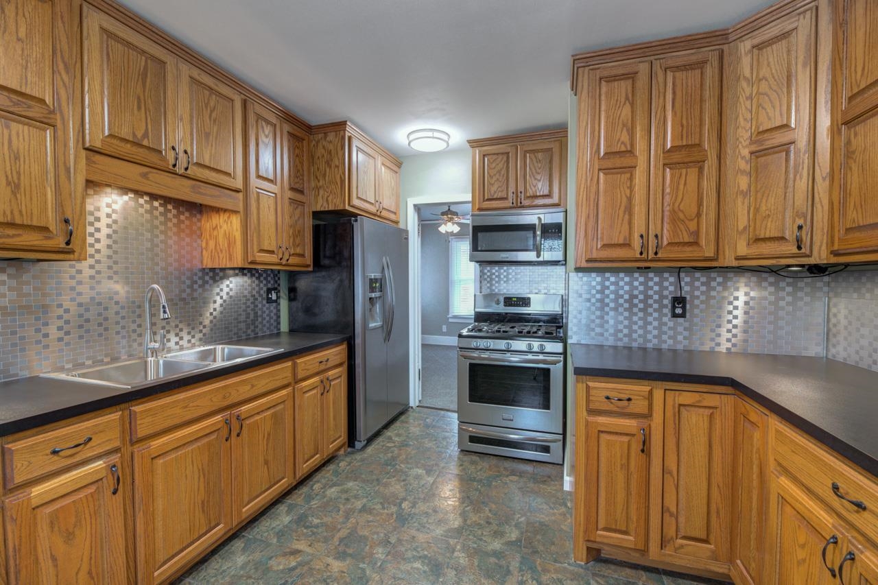 411 W Chestnut Ave. Property Photo 12