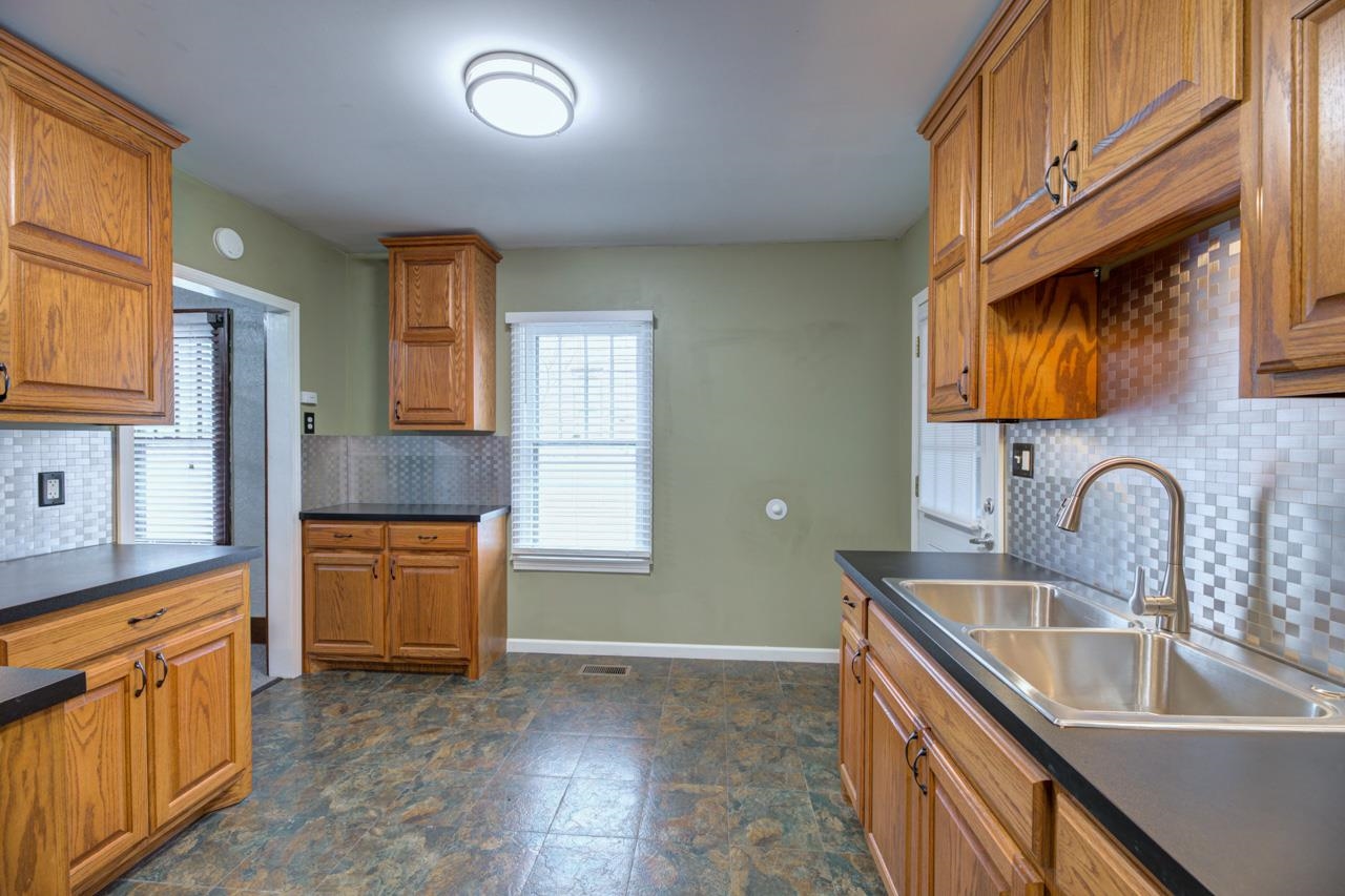 411 W Chestnut Ave. Property Photo 15