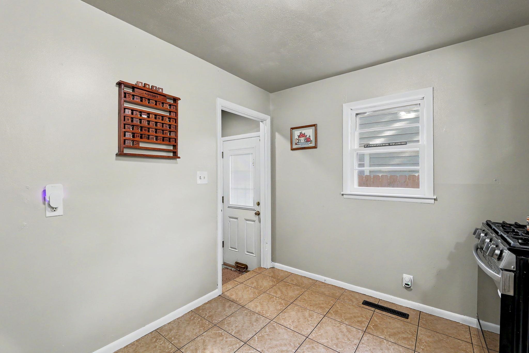 1032 S Fabrique Property Photo 20