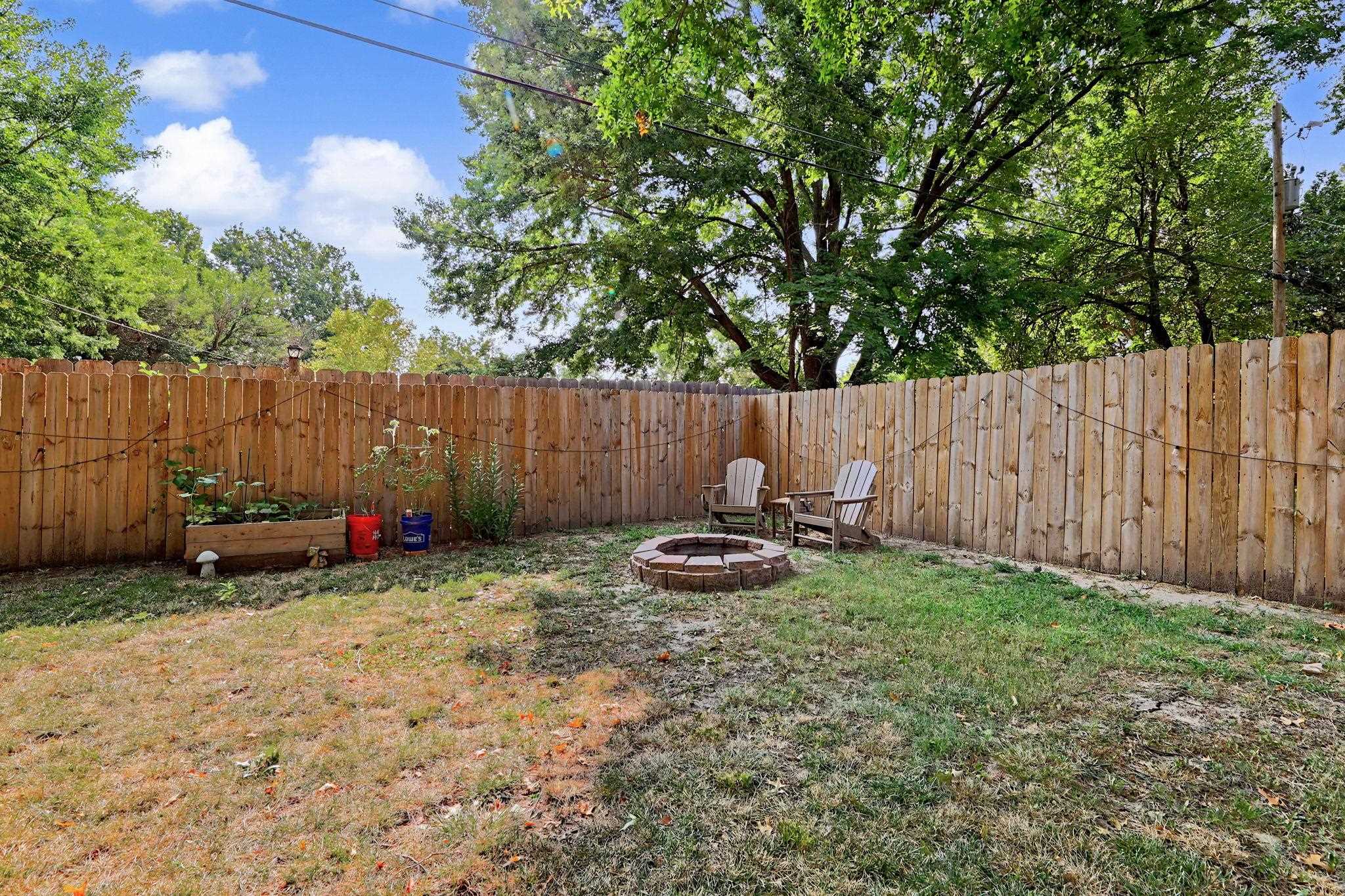 1032 S Fabrique Property Photo 34