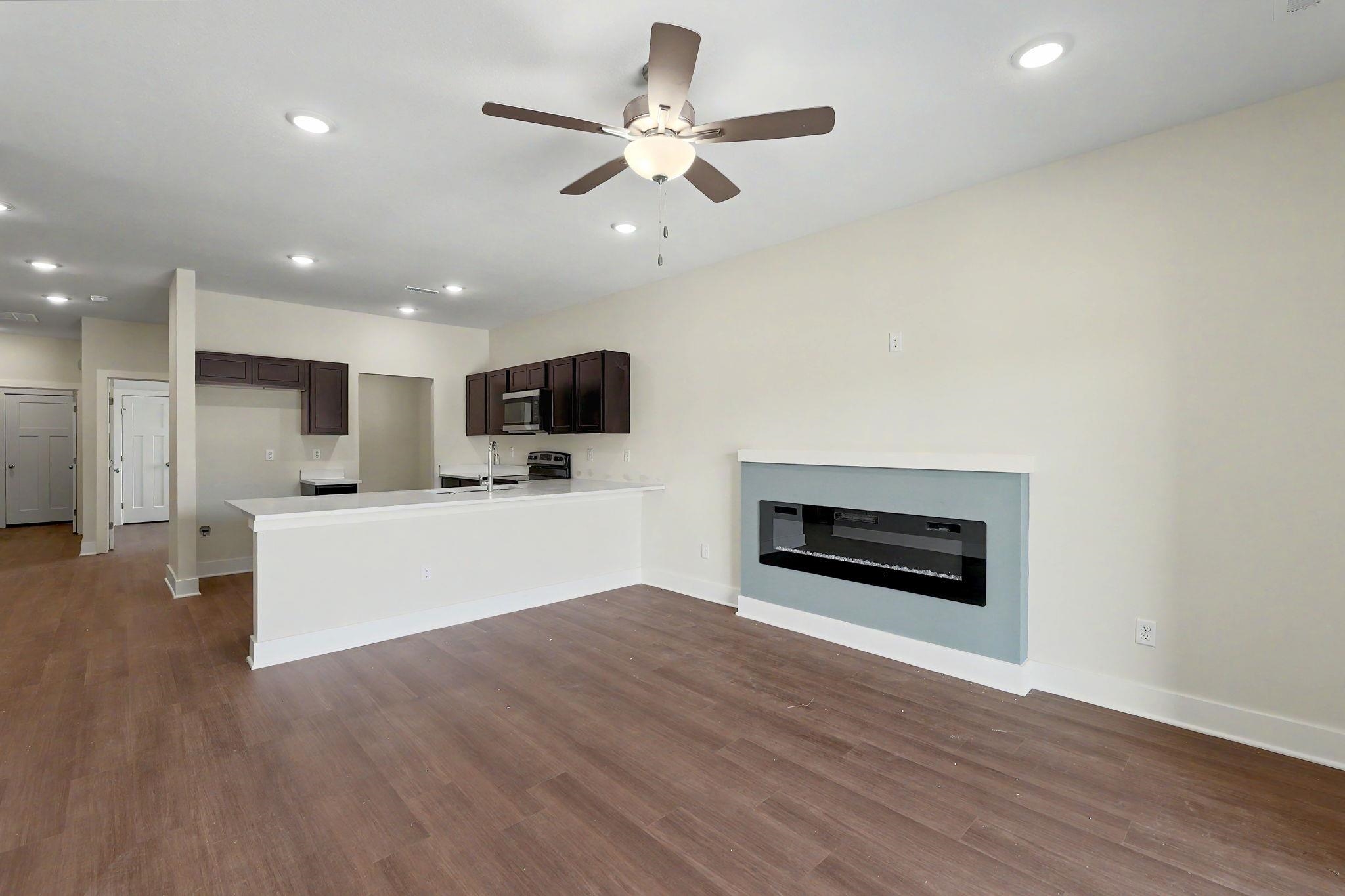 2919 S Cedar Crest Ct #100 Property Photo 8