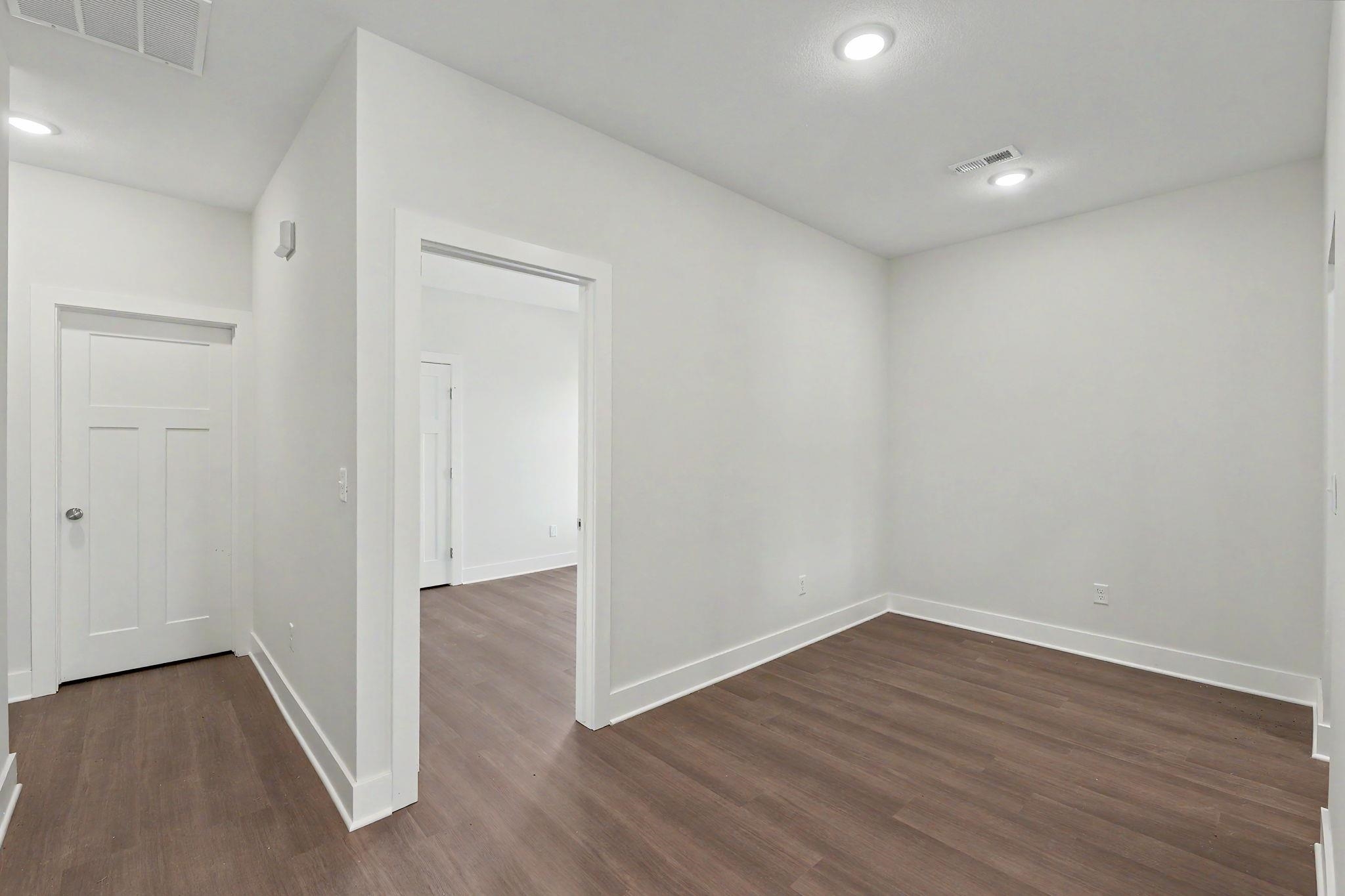 2919 S Cedar Crest Ct #100 Property Photo 11