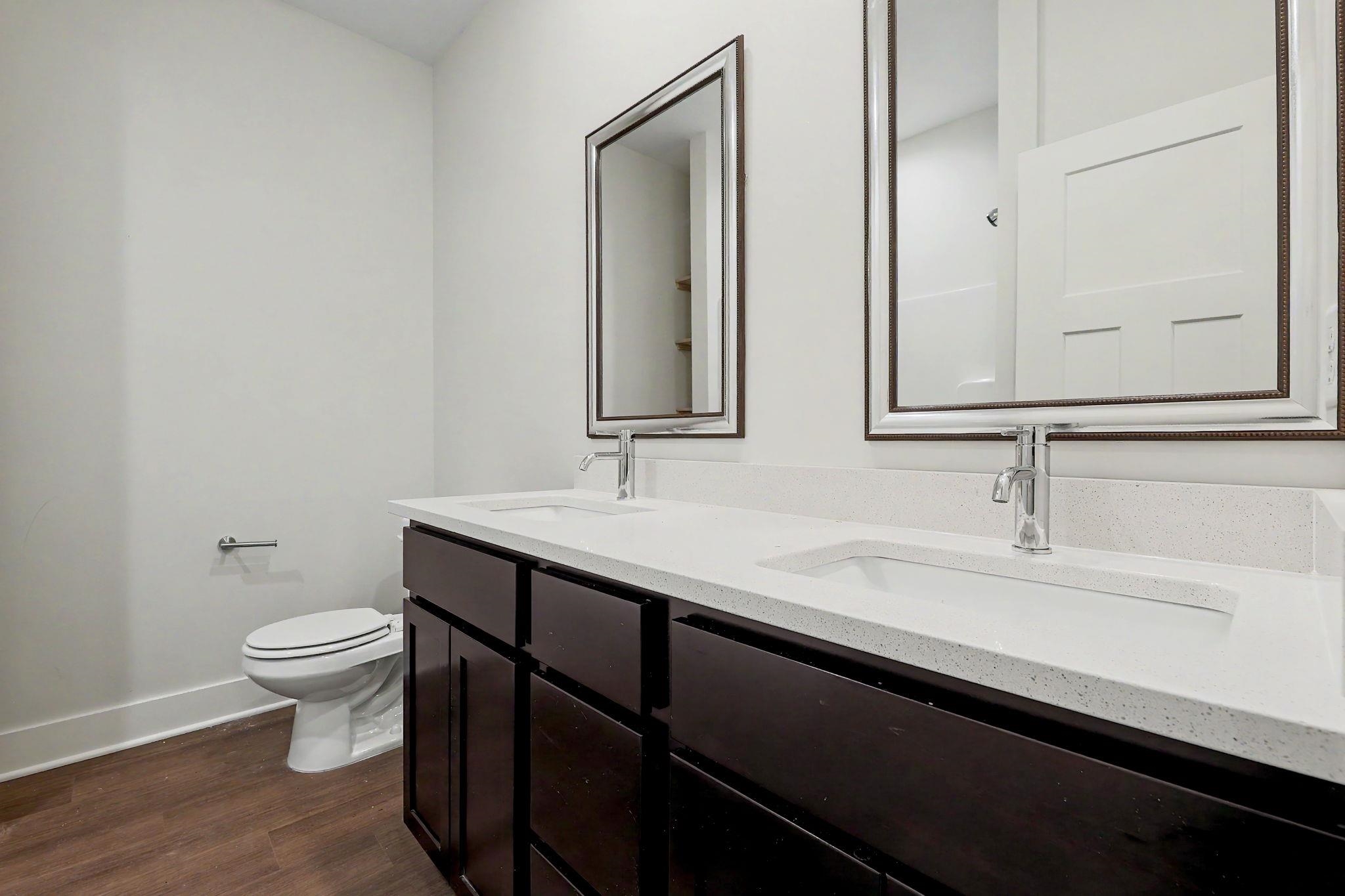 2919 S Cedar Crest Ct #100 Property Photo 17