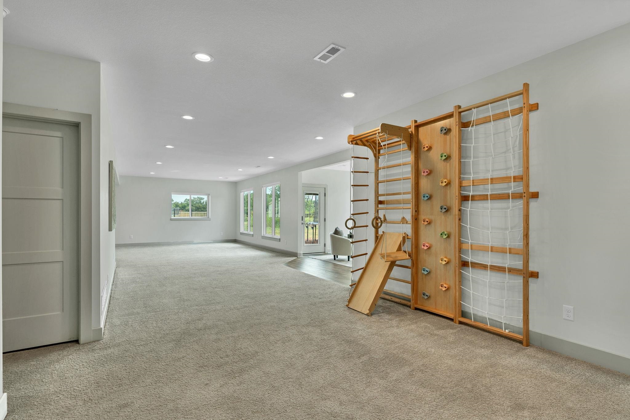 429 Cedar Point Ct Property Photo 25