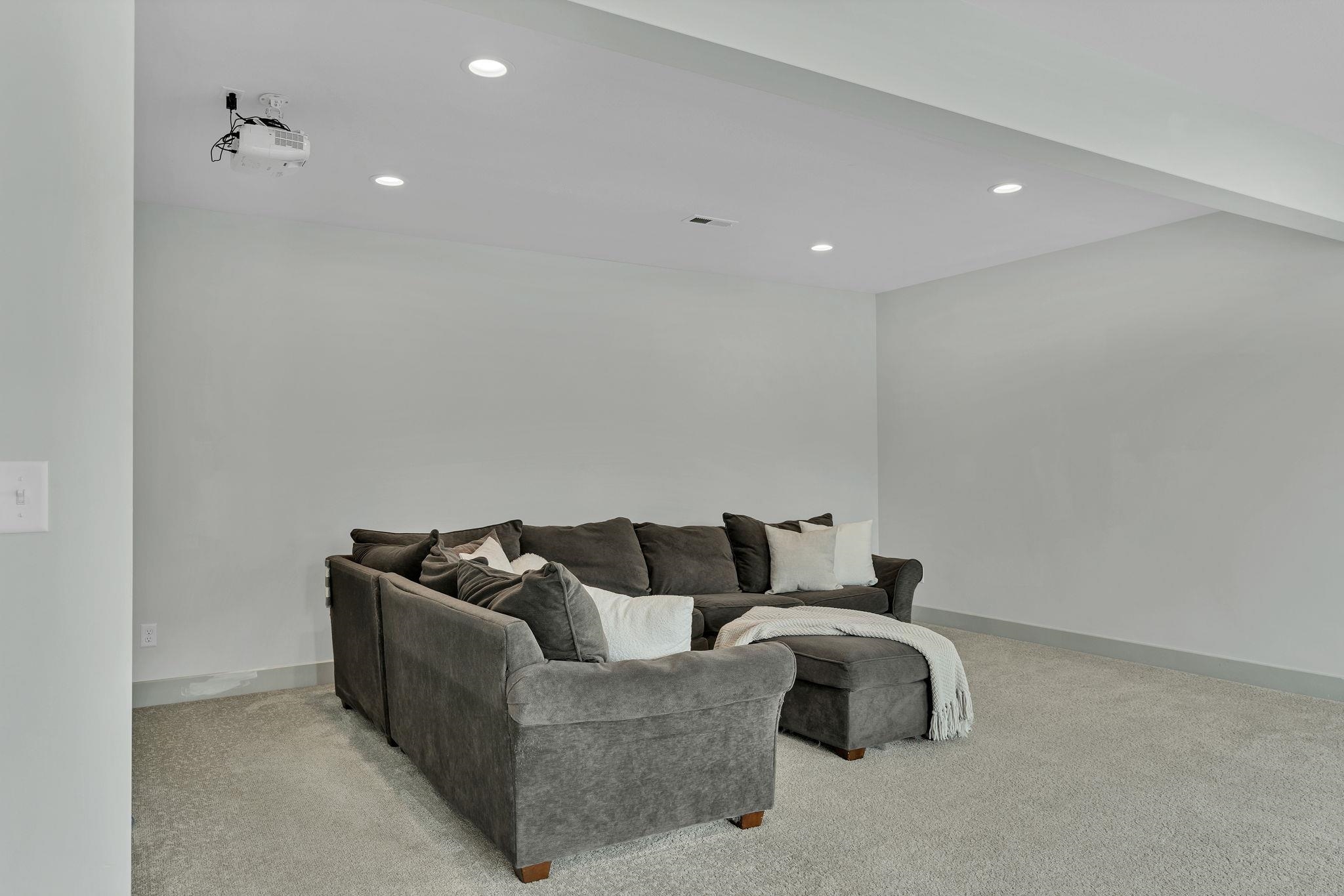 429 Cedar Point Ct Property Photo 30