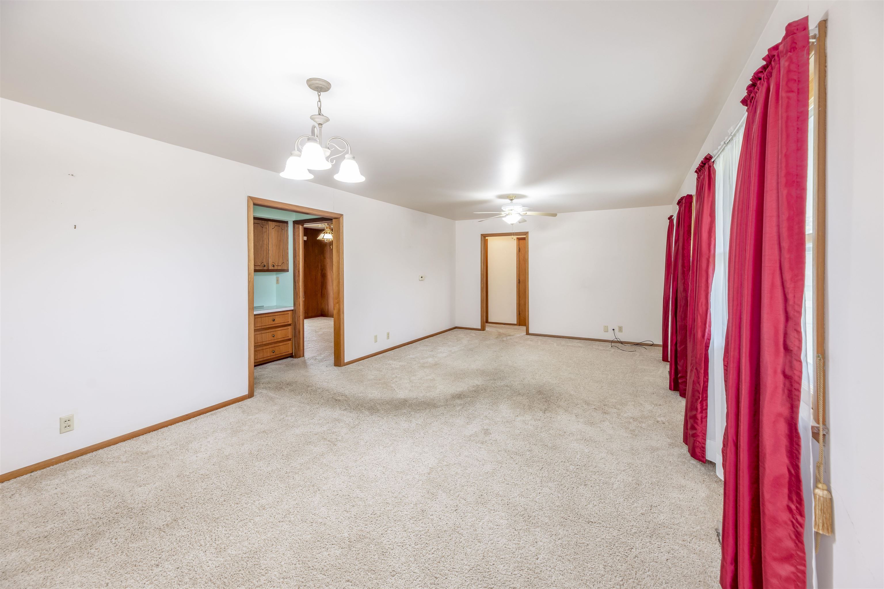 241 S Howard Property Photo 3