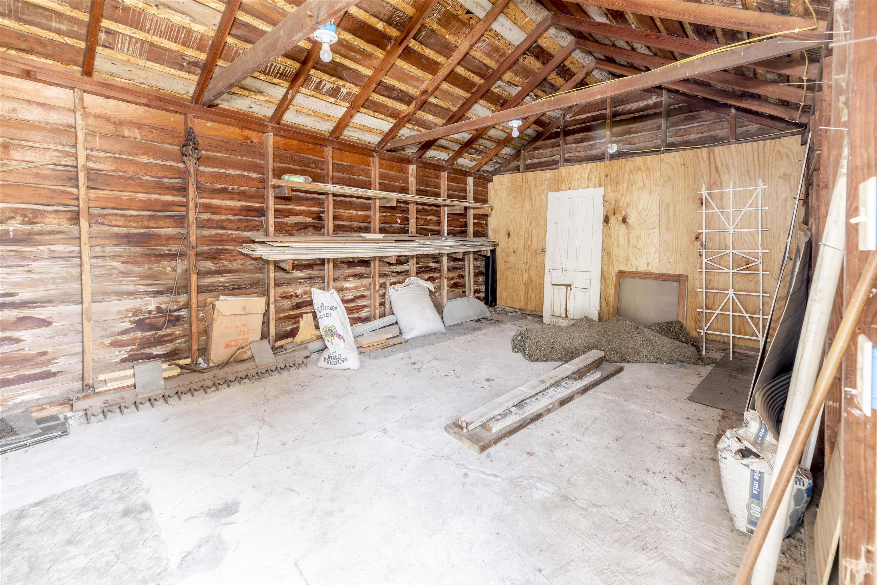 241 S Howard Property Photo 25