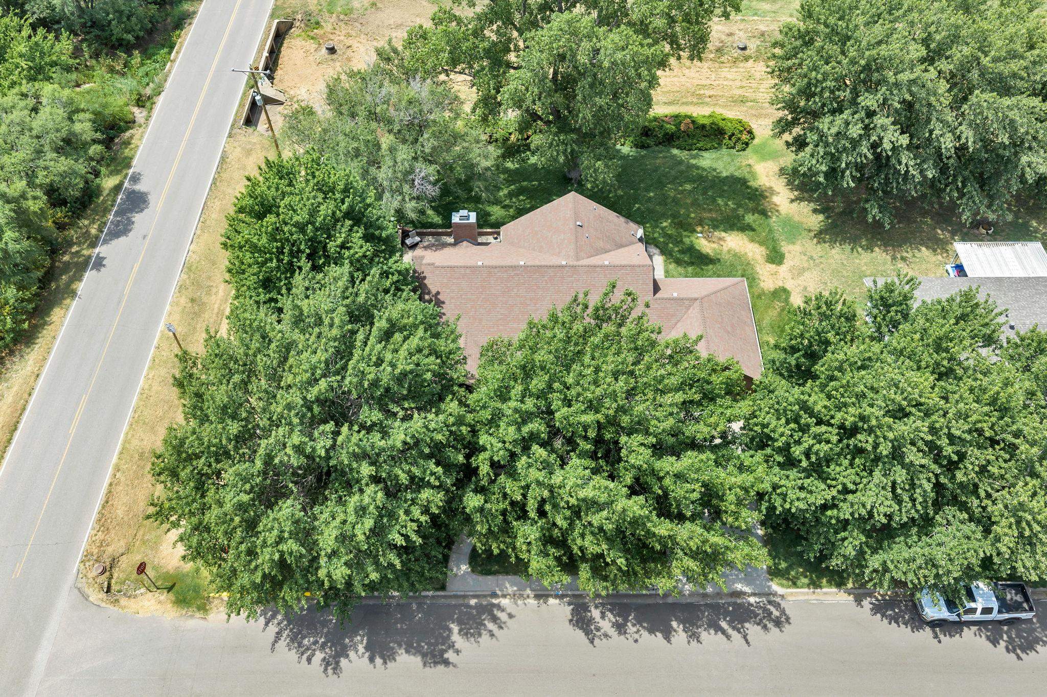 329 S Adams Property Photo 30