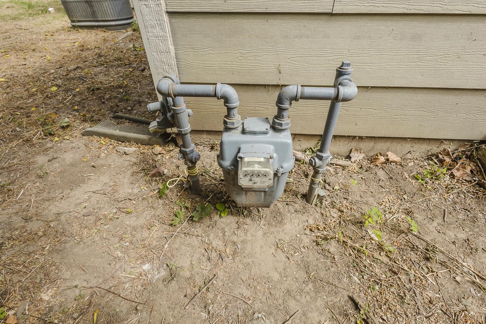 2721 S Washington Property Photo 23