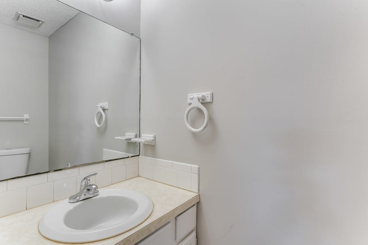 3013 W Hadden Ave Property Photo 12
