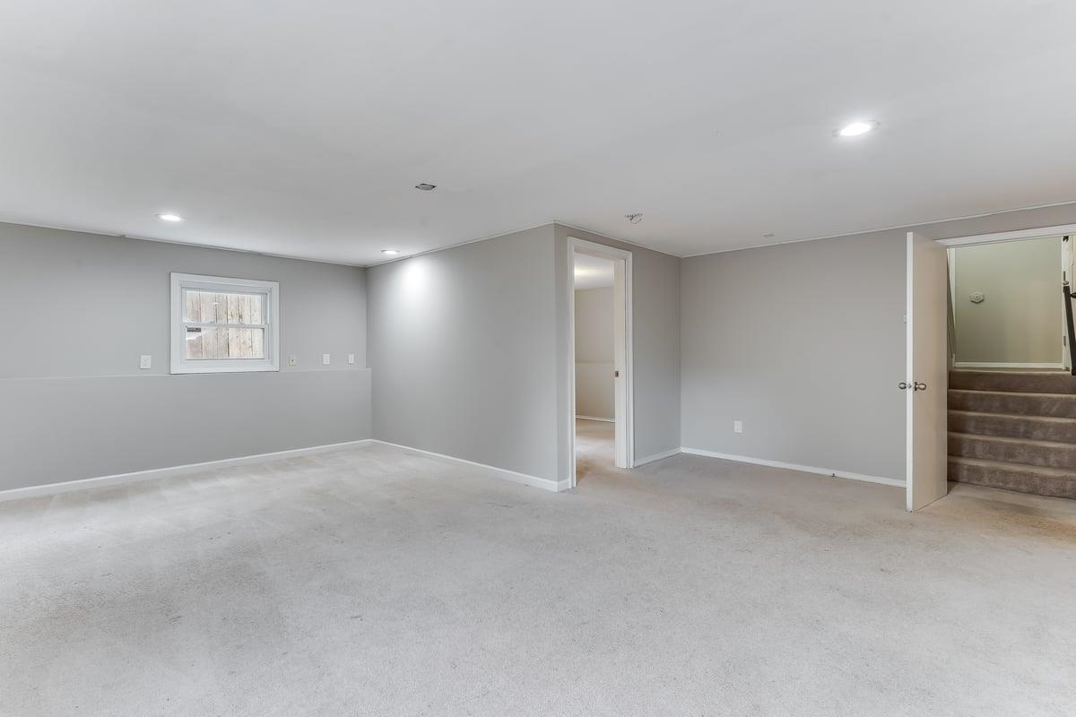 3013 W Hadden Ave Property Photo 18