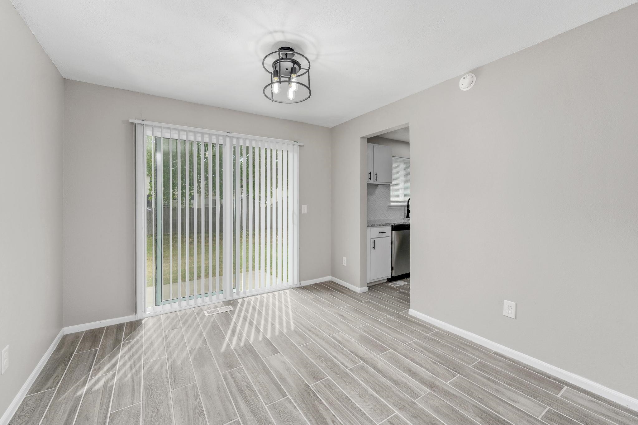 3124 N Brookfield Property Photo 10