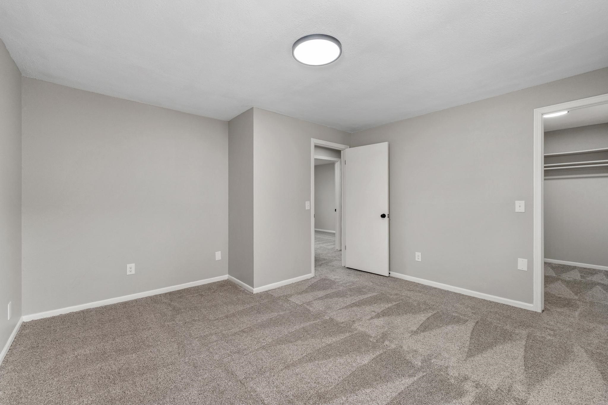 3124 N Brookfield Property Photo 19
