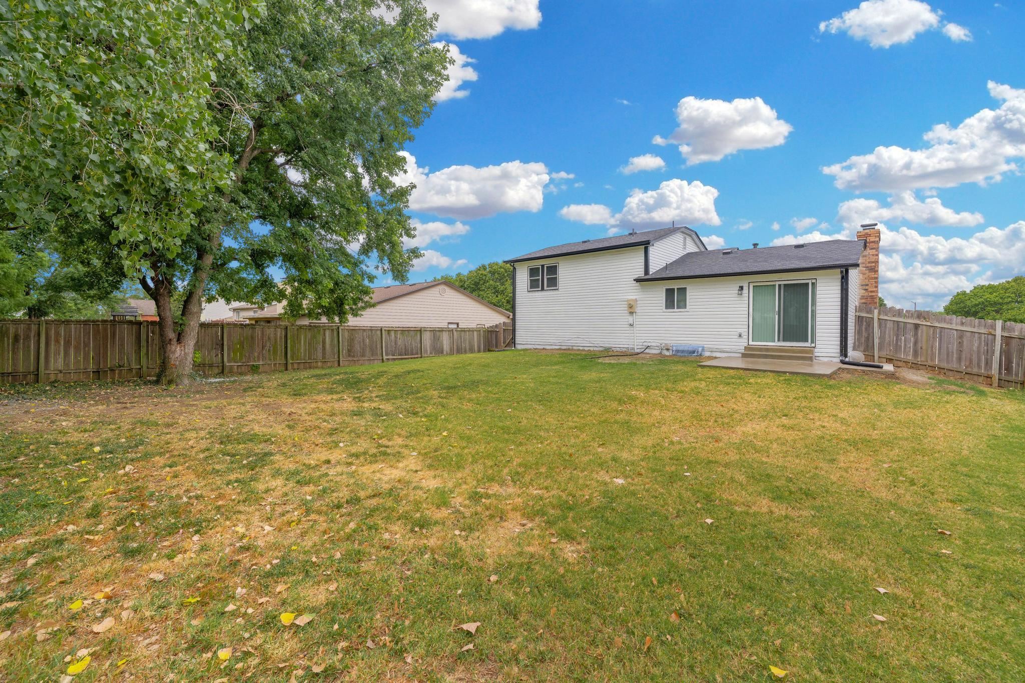 3124 N Brookfield Property Photo 33