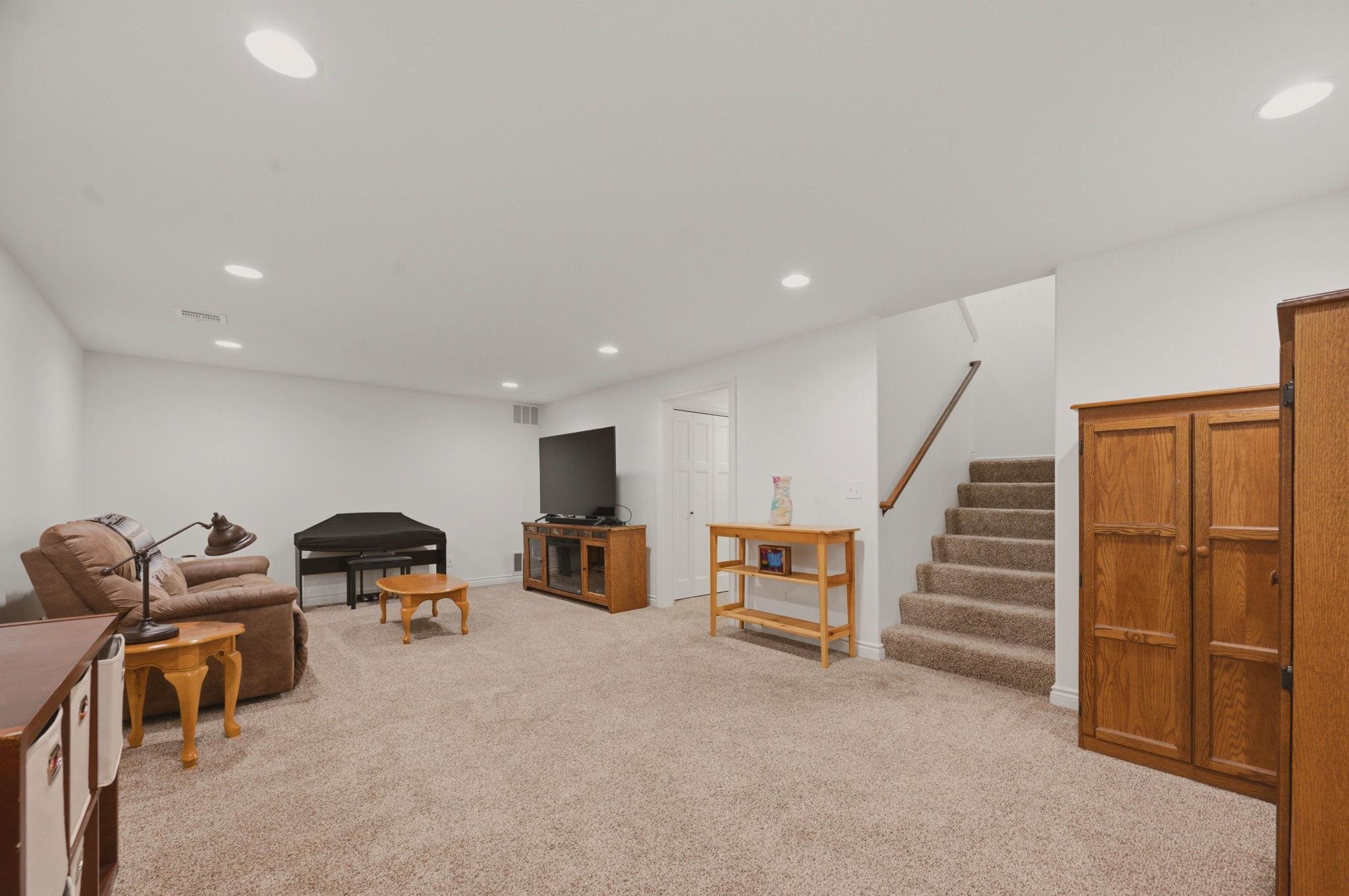 1003 N 119th Ct W Property Photo 26