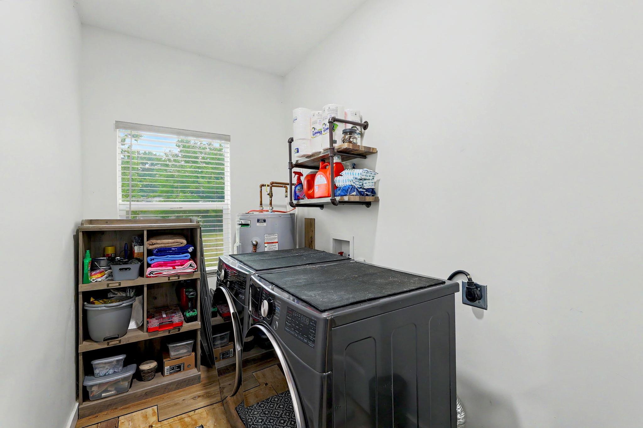 1237 N Osage Property Photo 22