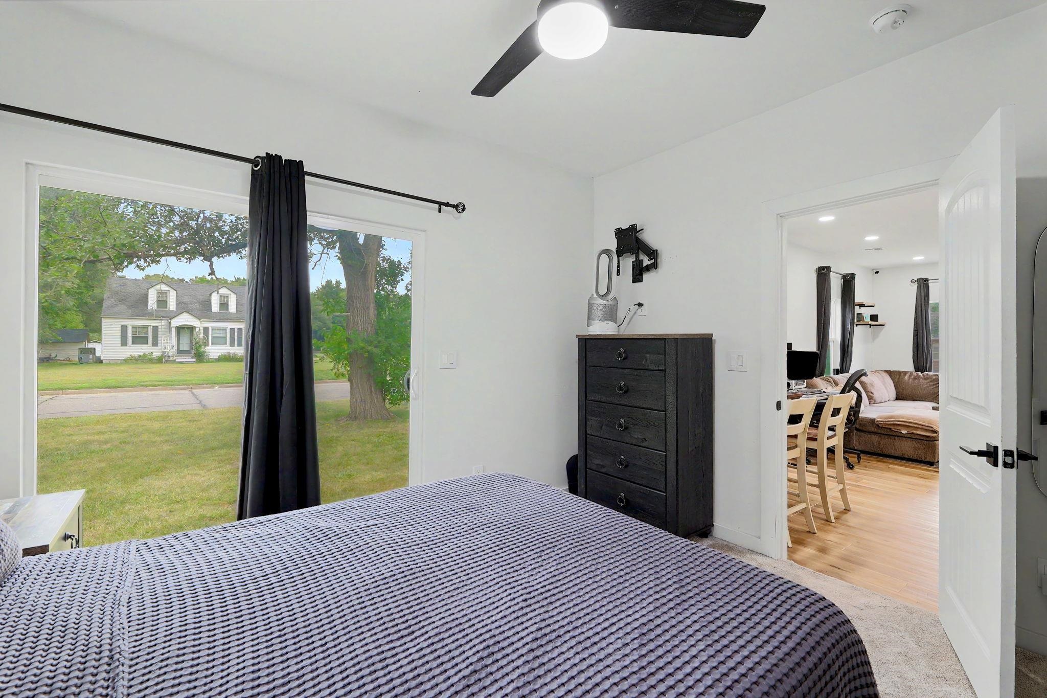 1237 N Osage Property Photo 25
