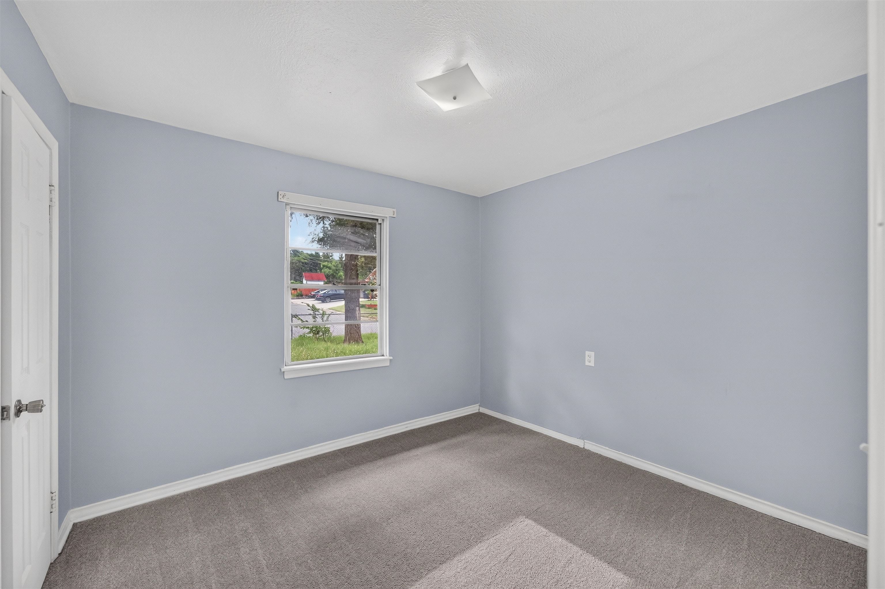 4269 S Cumberland St Property Photo 16