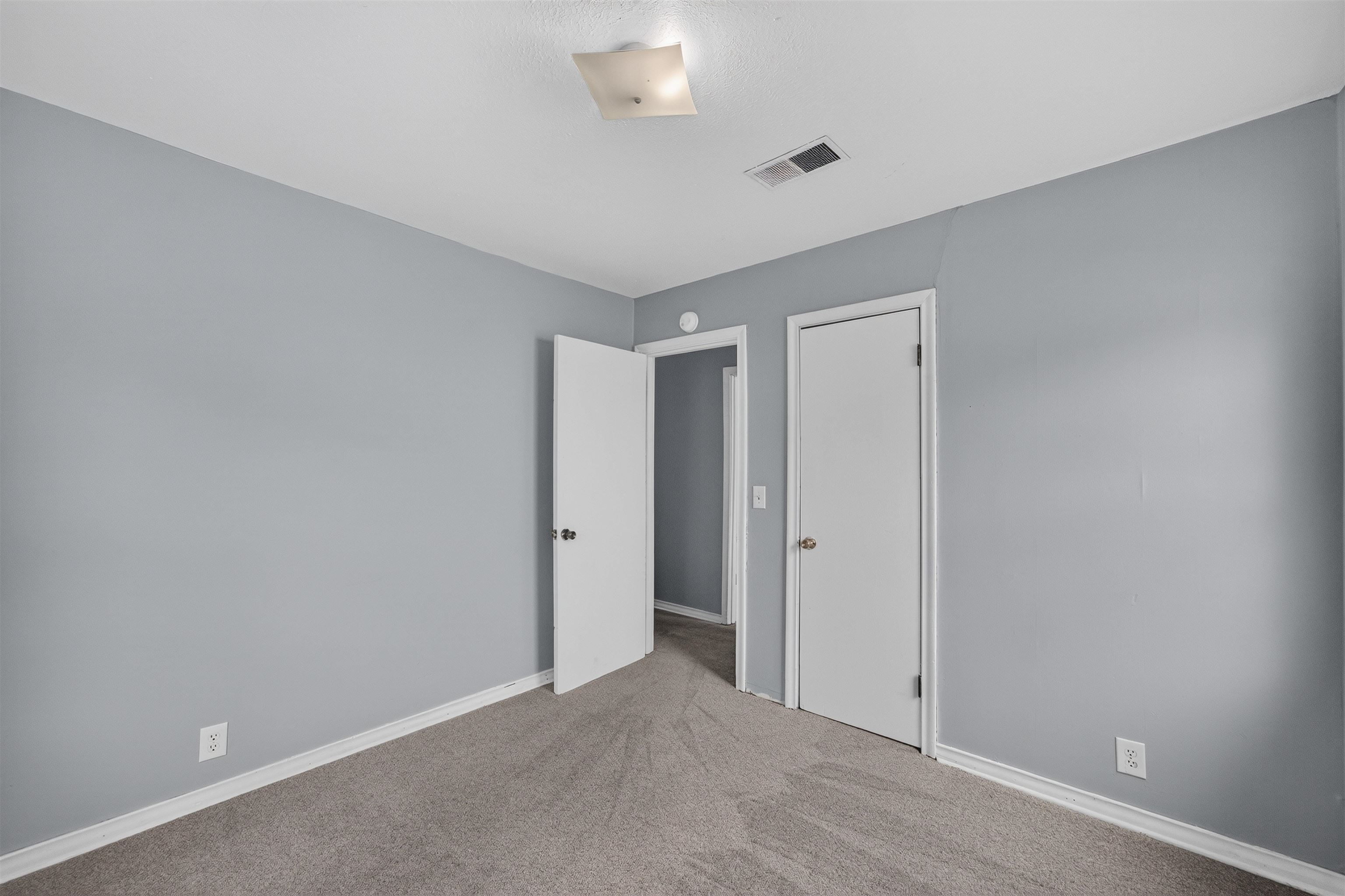 4269 S Cumberland St Property Photo 21