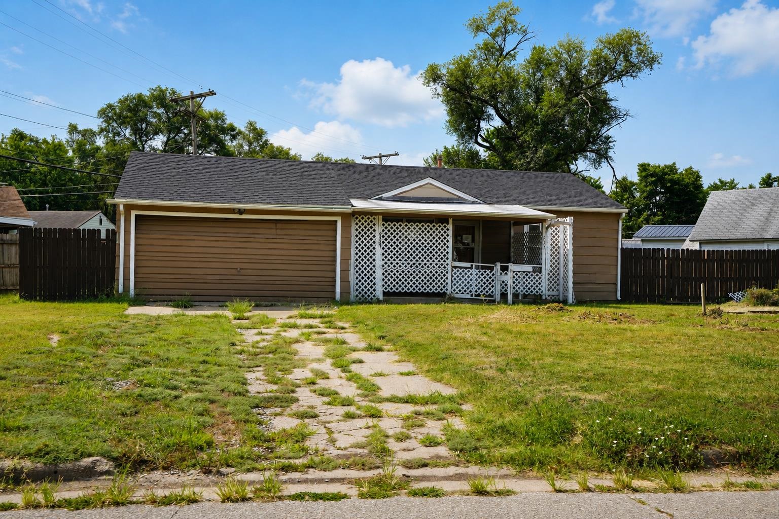 337 W Sunflower Property Photo 1