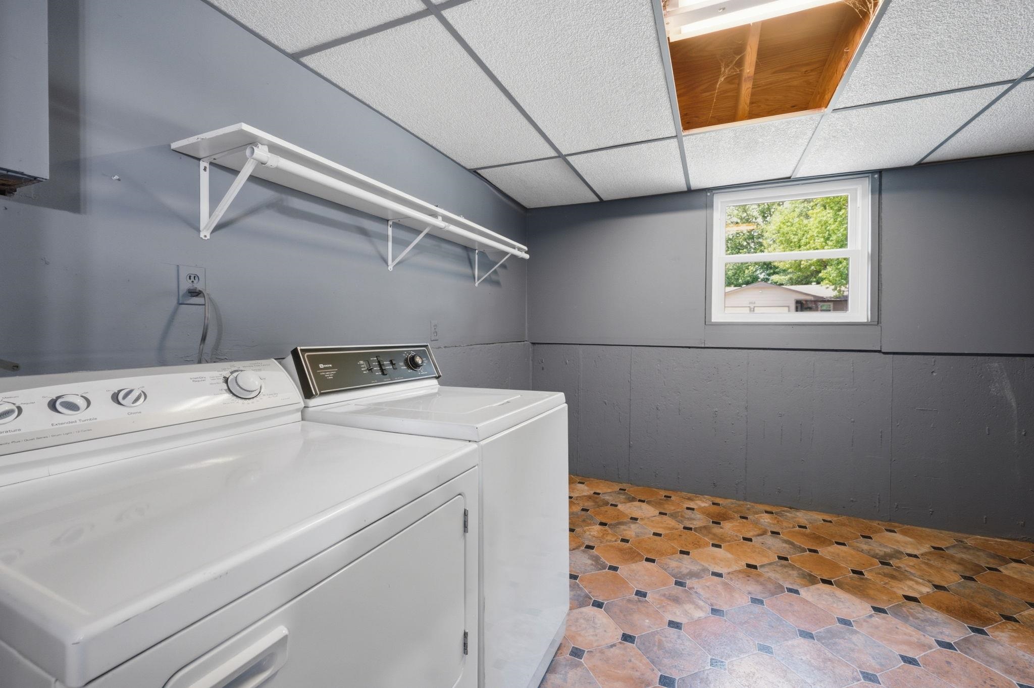 1614 N Main St Property Photo 26